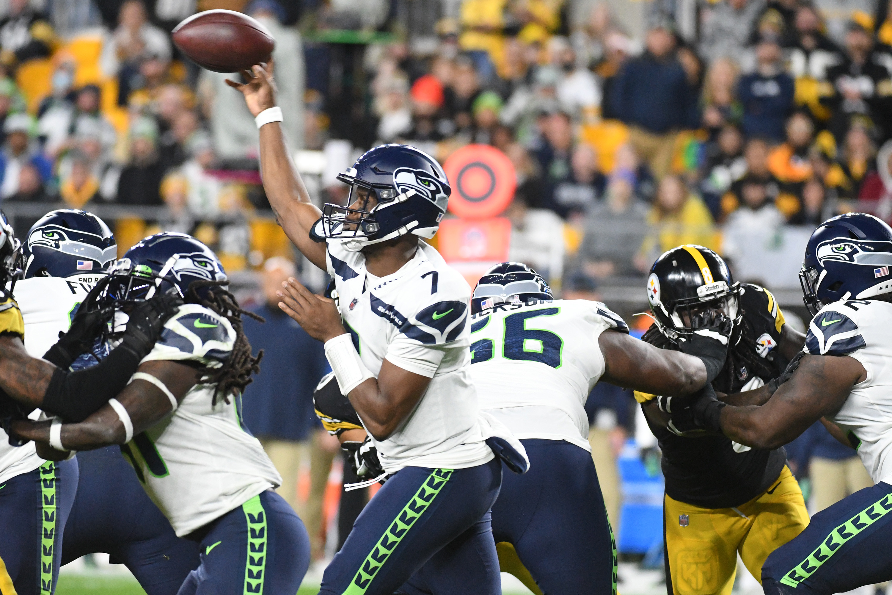 Monday Night Football predictions Week 7 Geno Smith Seattle Seahawks