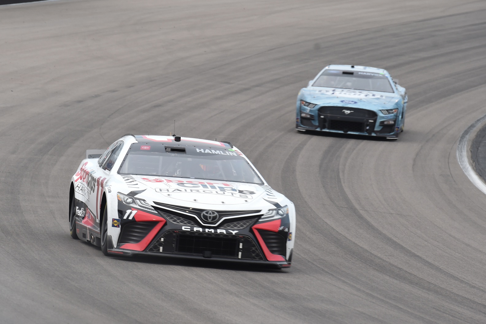 nascar picks Denny Hamlin predictions best bet odds