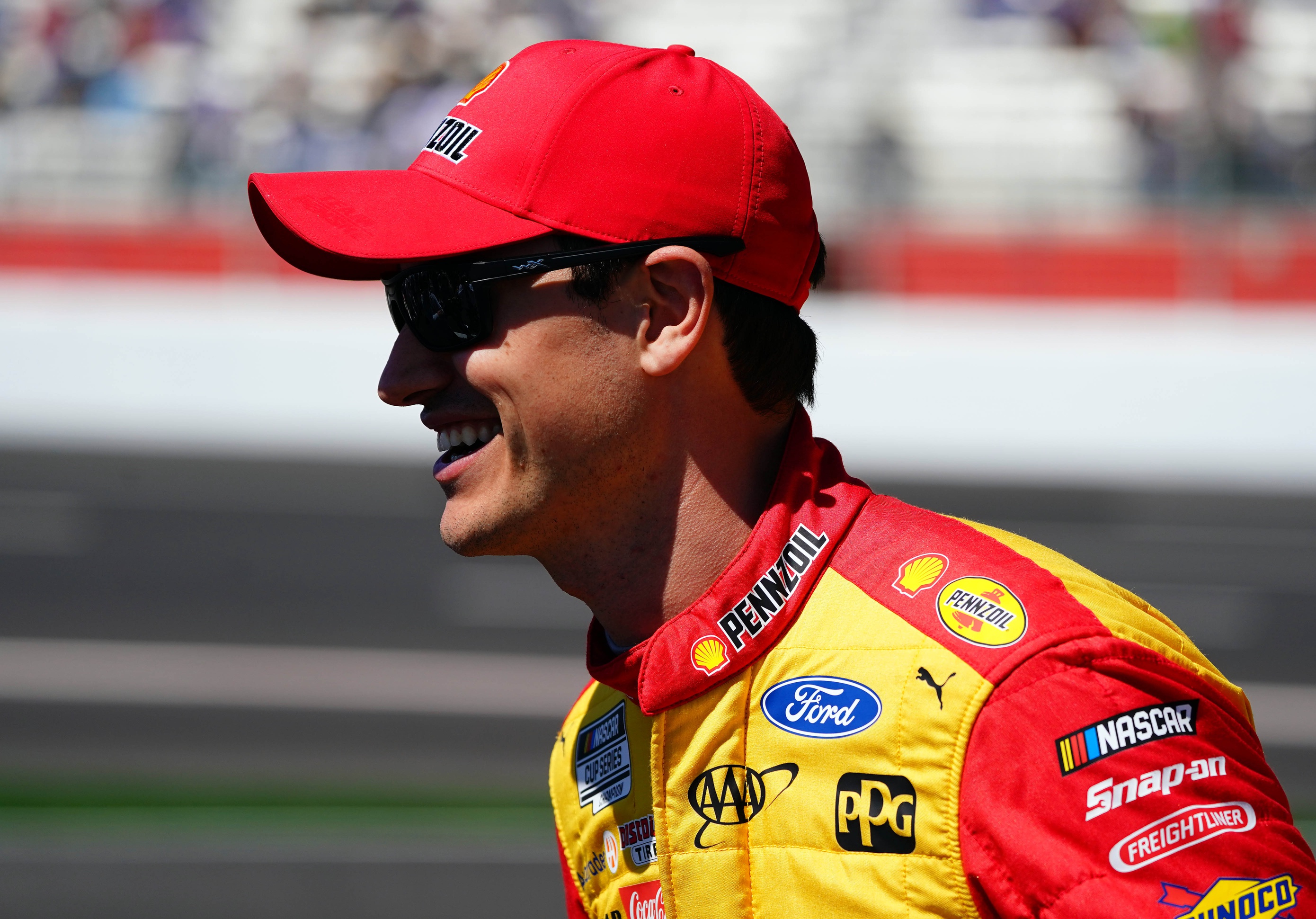 nascar picks Joey Logano predictions best bet odds