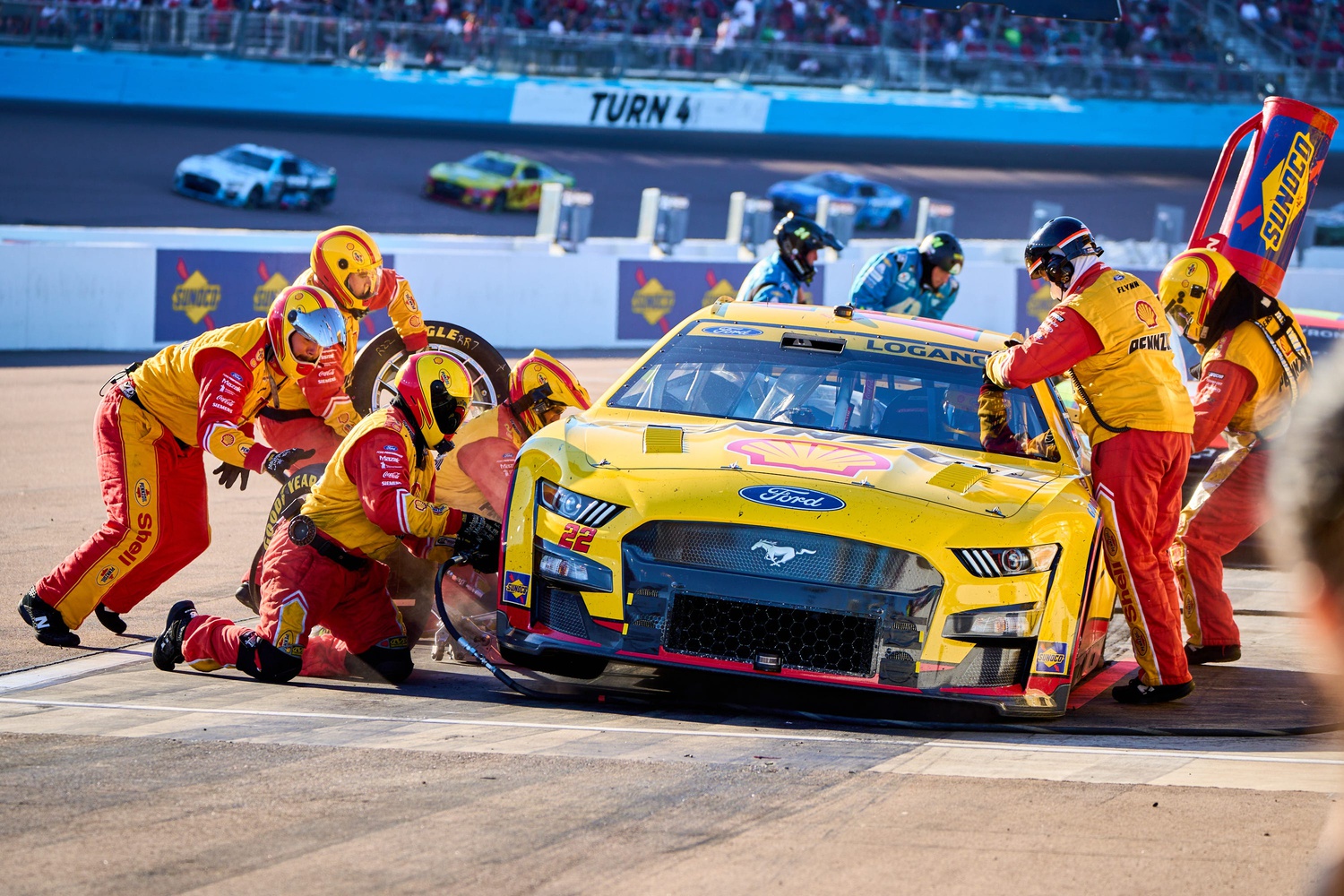 nascar picks Joey Logano predictions best bet odds