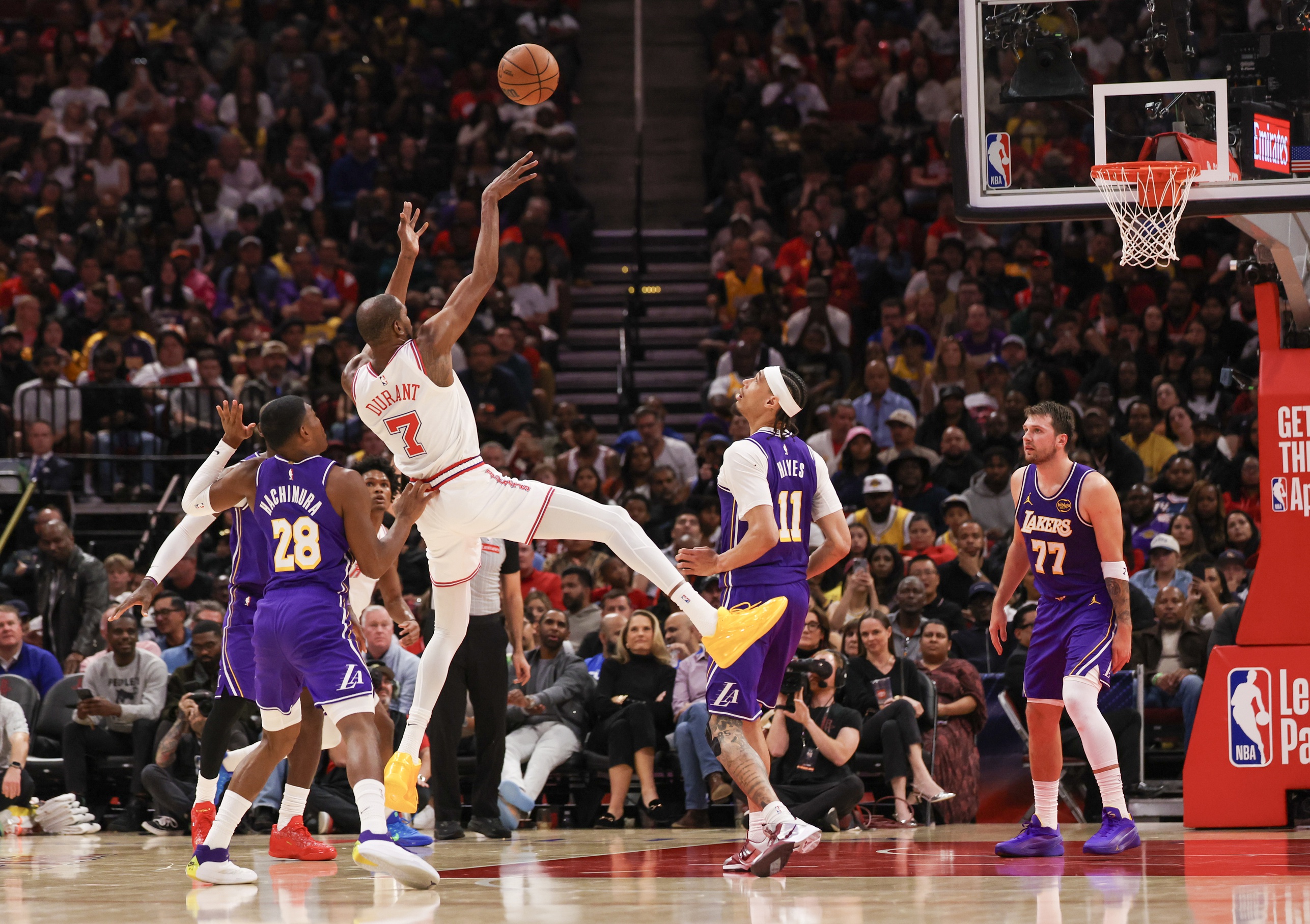 NBA betting Atlanta Hawks season long handicapping vs Houston Rockets Kevin Durant