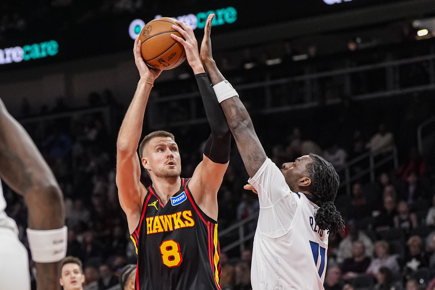 NBA betting Atlanta Hawks season long handicapping vs New York Knicks Kristaps Porzingis