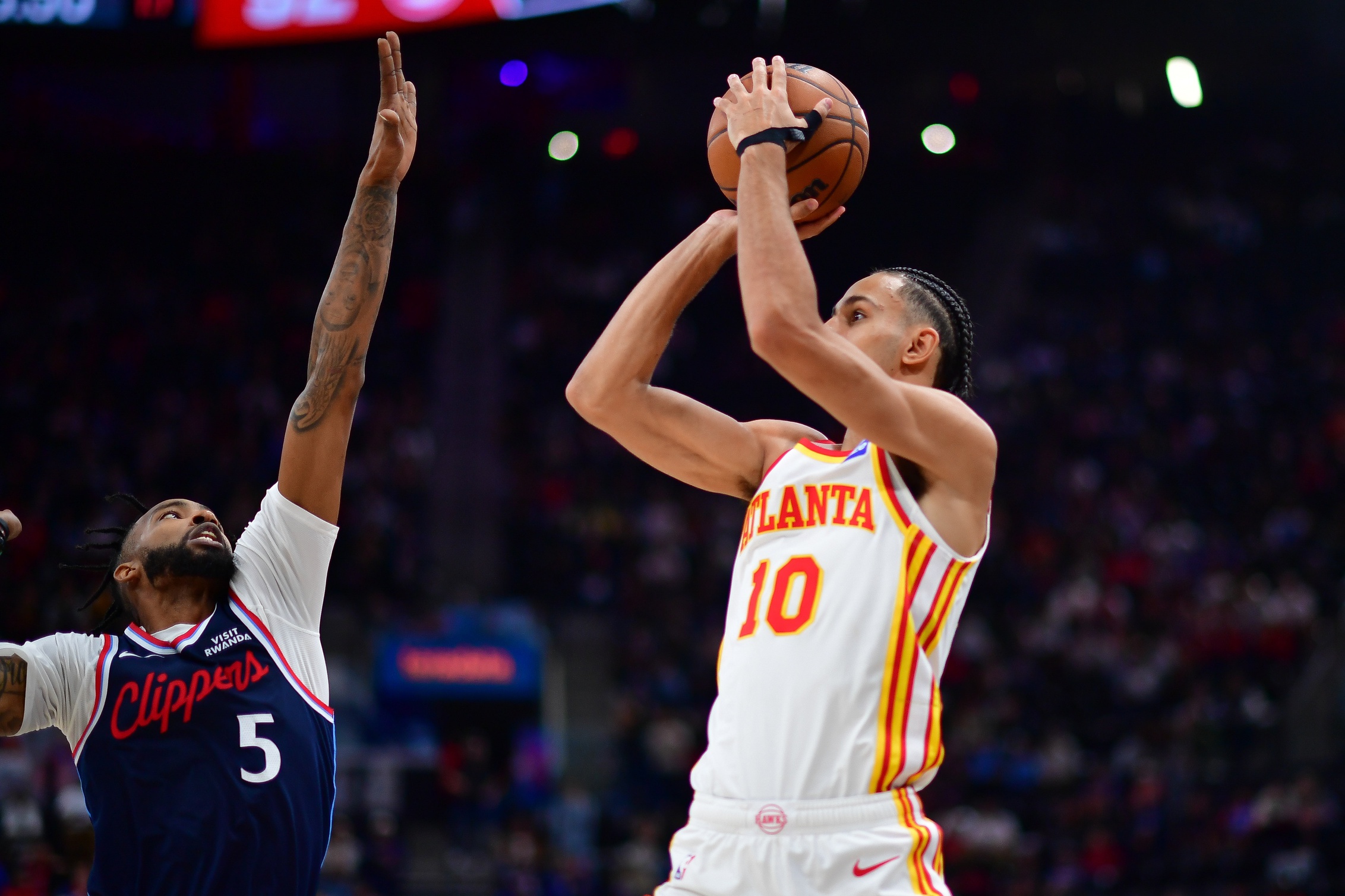 NBA betting Atlanta Hawks season long handicapping vs Sacramento Kings Zaccharie Risacher 