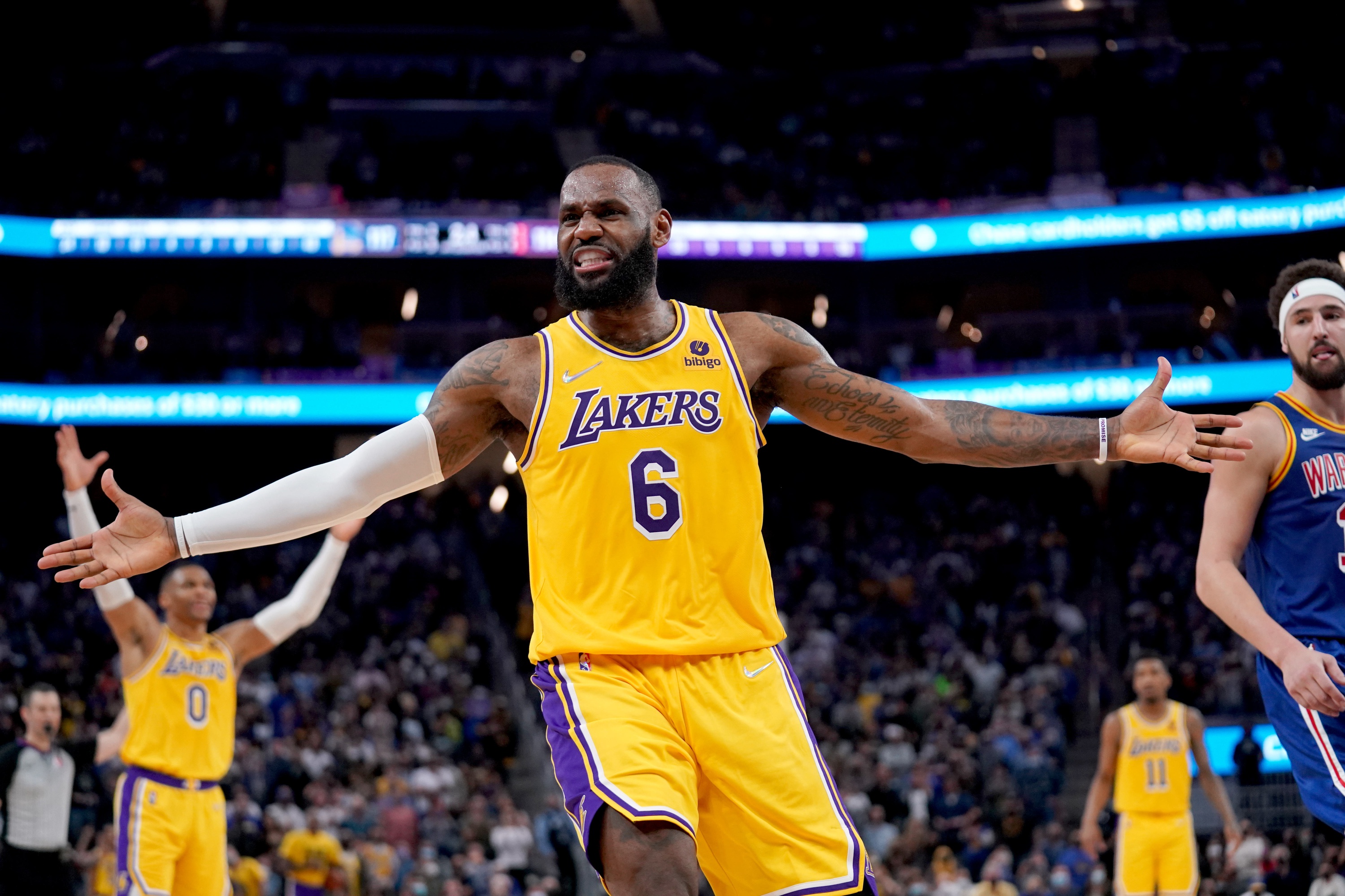 Warriors vs. Lakers prediction, odds, line, spread: 2022 NBA picks