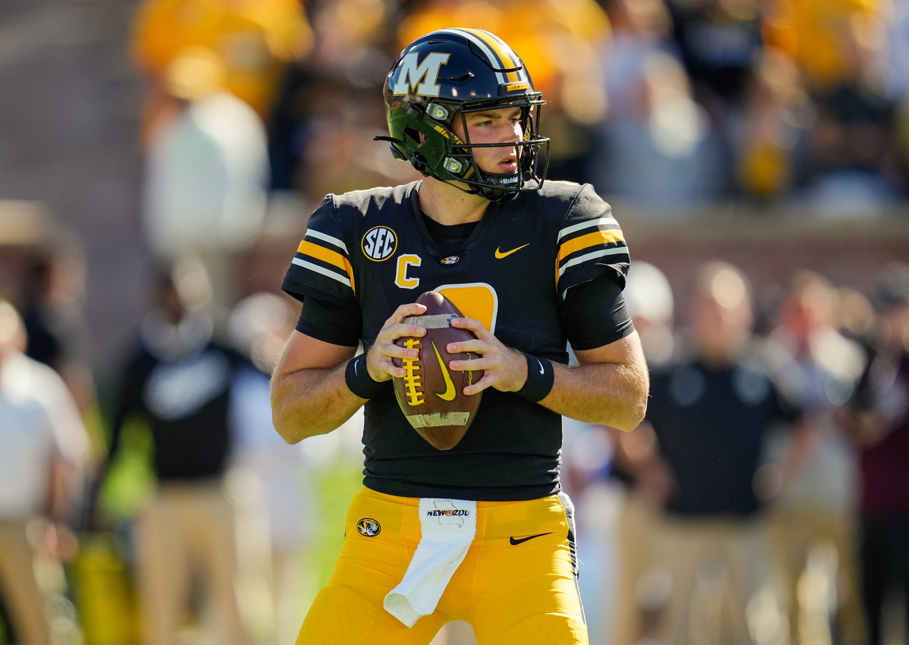 NCAA football predictions Week 11 Missouri Tigers quarterback Connor Bazelak