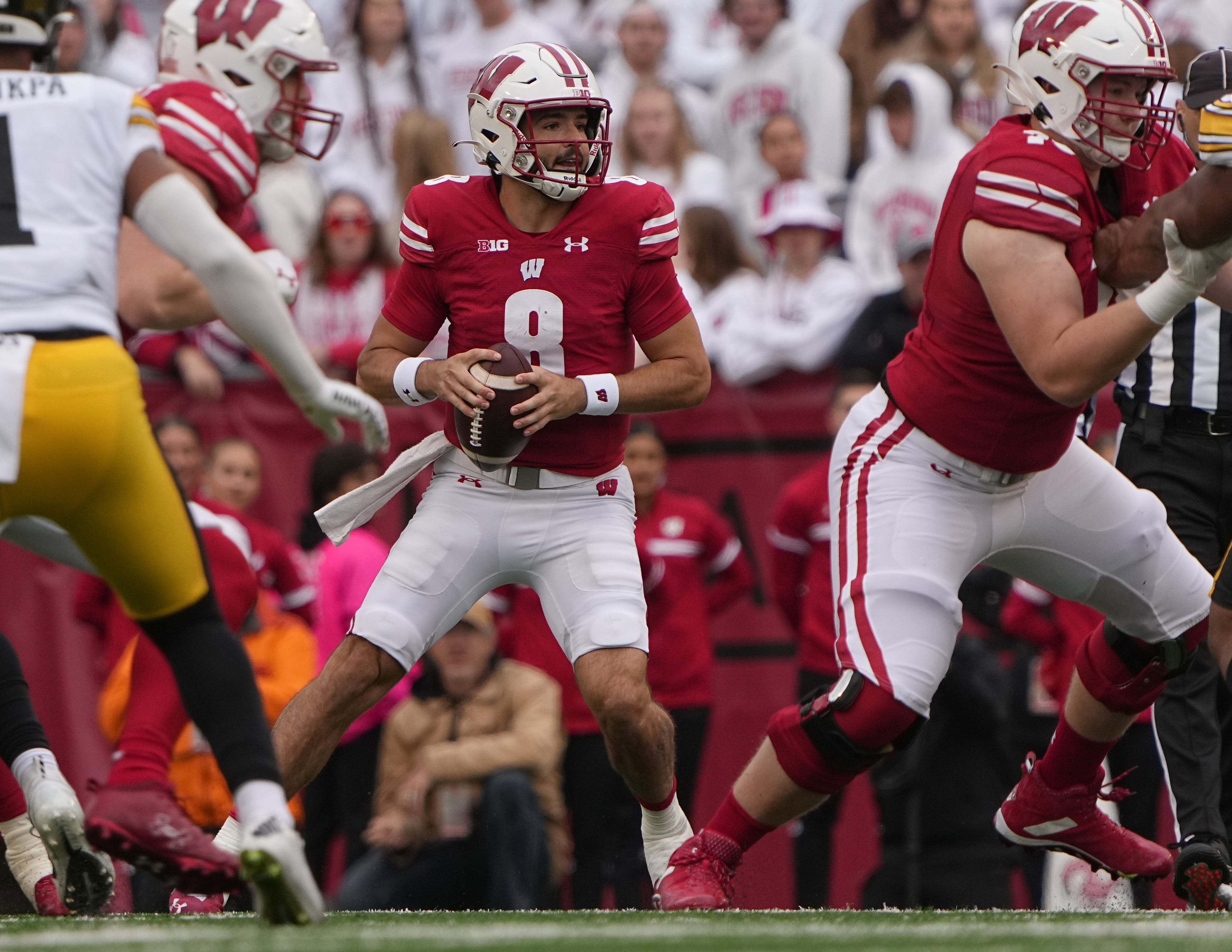 NCAA football predictions Week 8 opening line report Tanner Mordecai Wisconsin Badgers