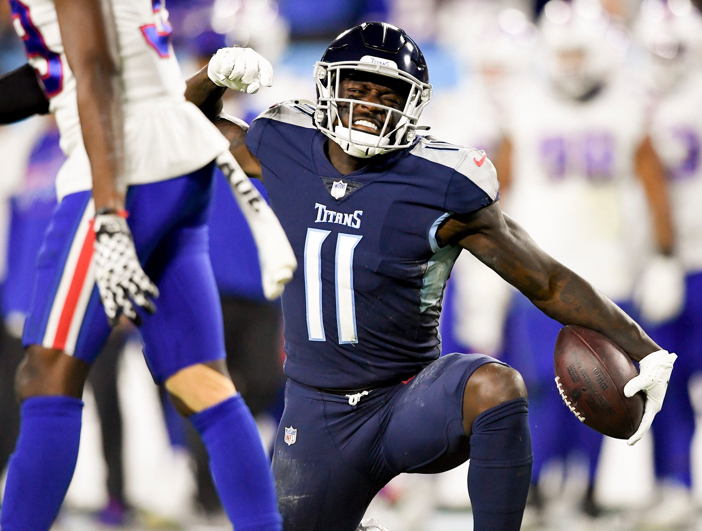 nfl picks A.J. Brown tennessee titans predictions best bet odds