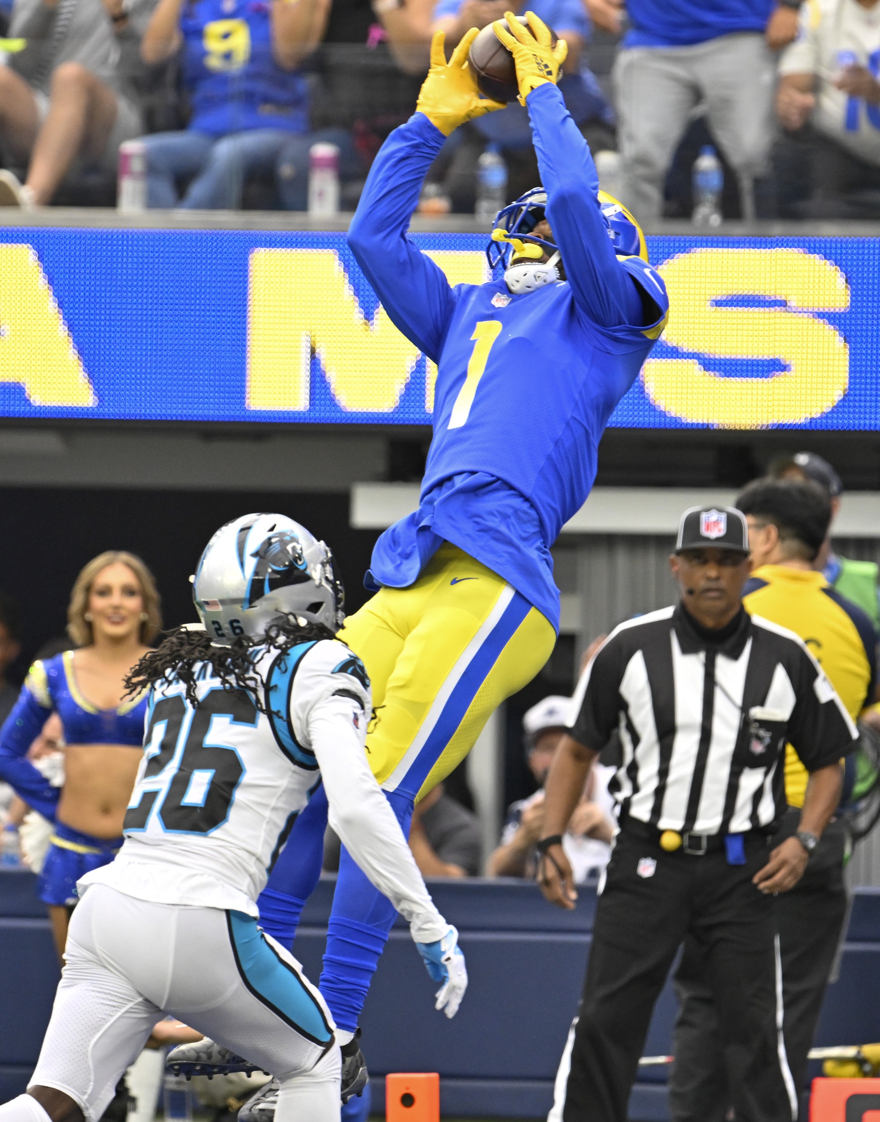 nfl picks Allen Robinson los angeles rams predictions best bet odds