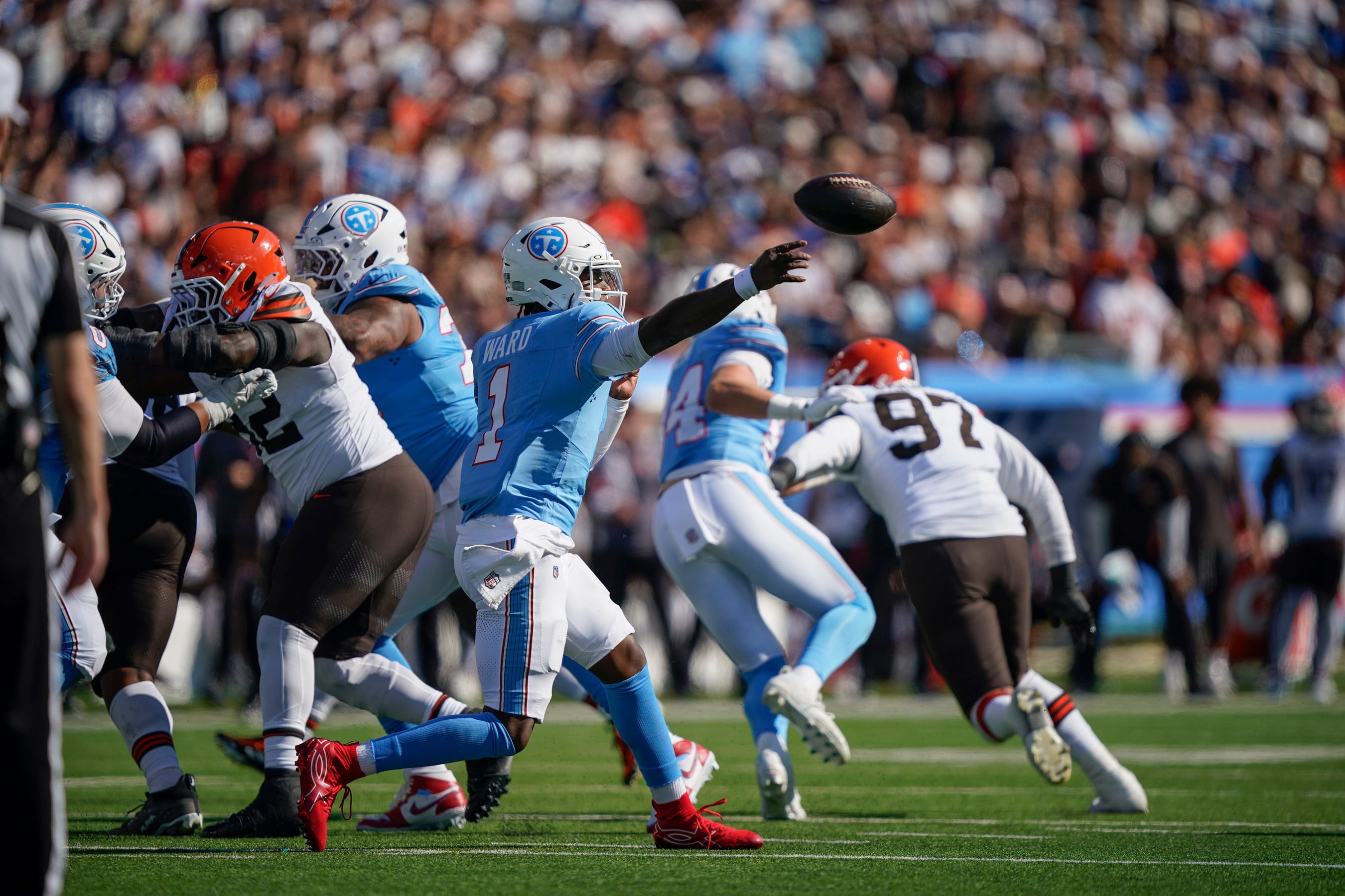 Tennessee Titans vs Cincinnati Bengals Prediction, 11/1/2026 NFL Picks, Best Bets & Odds Week 8