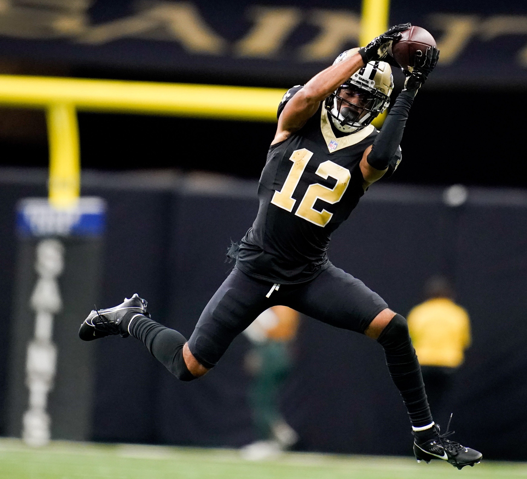 nfl picks Chris Olave New Orleans Saints predictions best bet odds