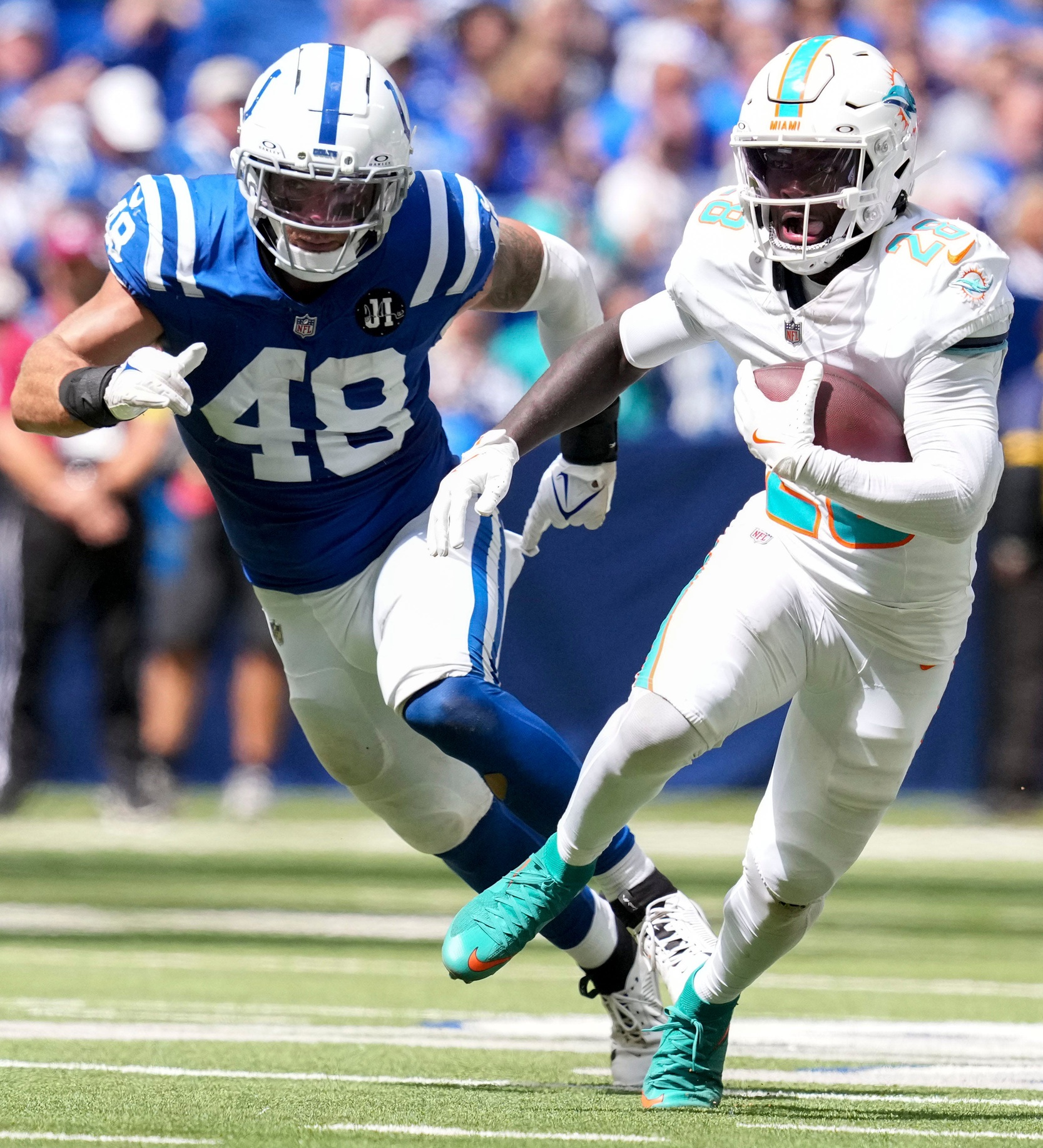 nfl picks De'Von Achane Miami Dolphins predictions best bet odds