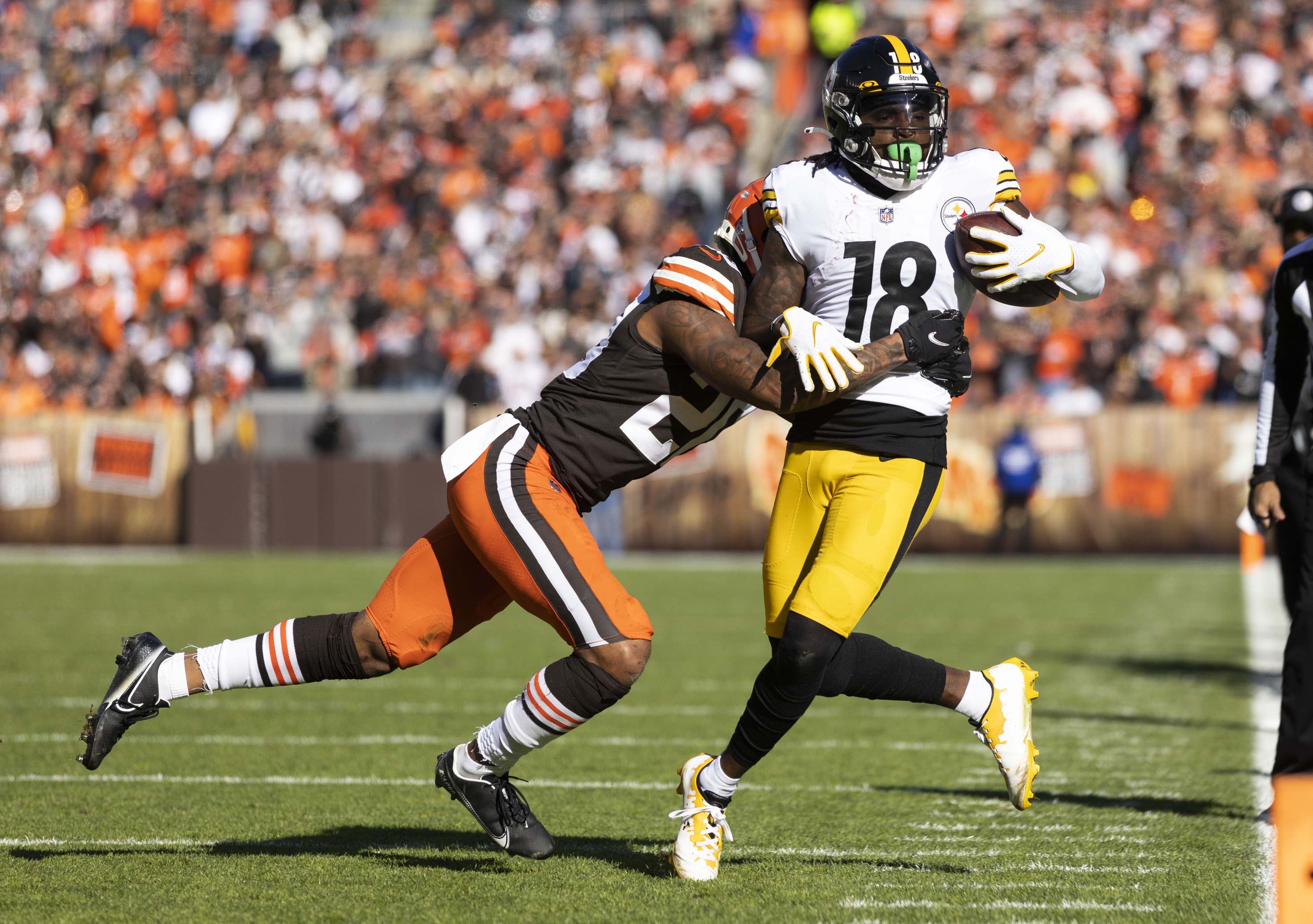 nfl picks Diontae Johnson pittsburgh steelers predictions best bet odds