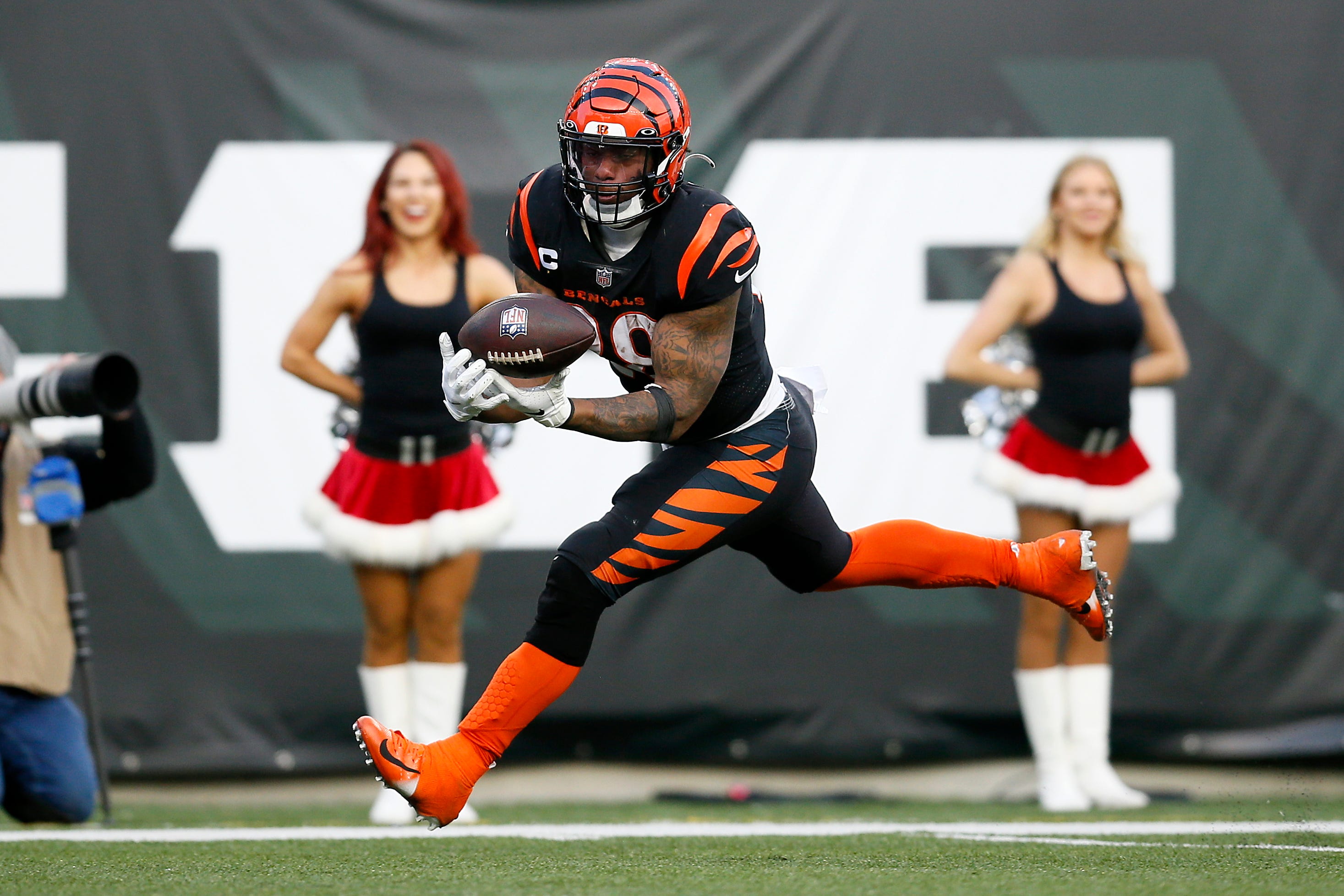 nfl picks Joe Mixon cincinnati bengals predictions best bet odds