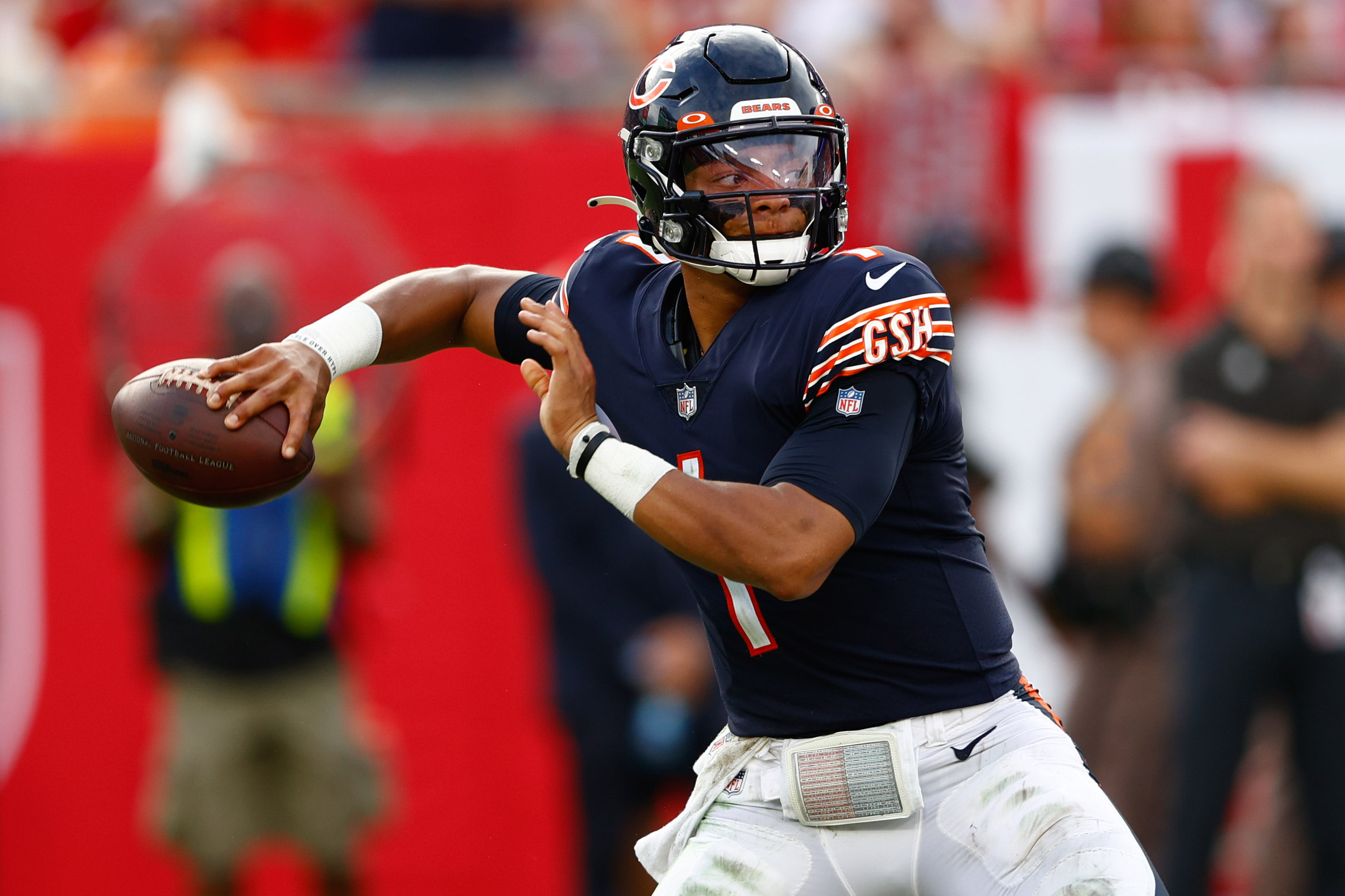 nfl picks Justin Fields chicago bears predictions best bet odds