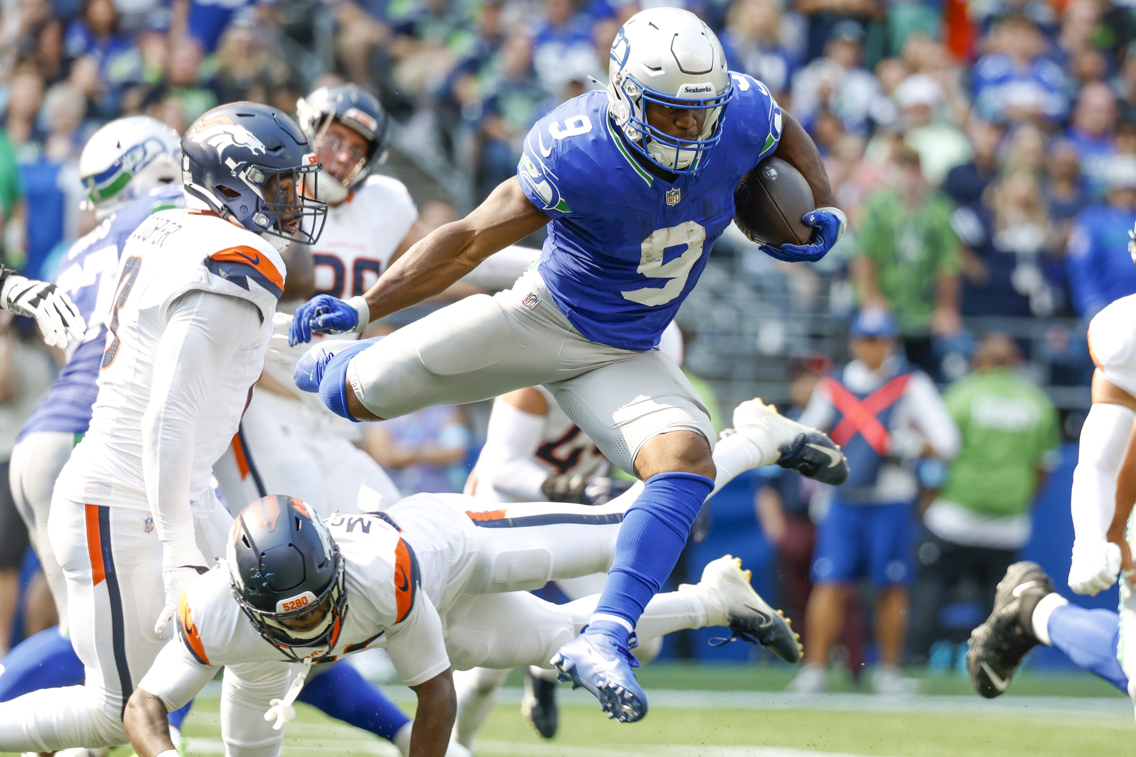 nfl picks Kenneth Walker Seattle Seahawks predictions best bet odds