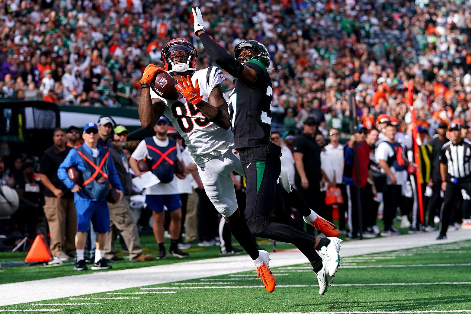 nfl picks Tee Higgins cincinnati bengals predictions best bet odds