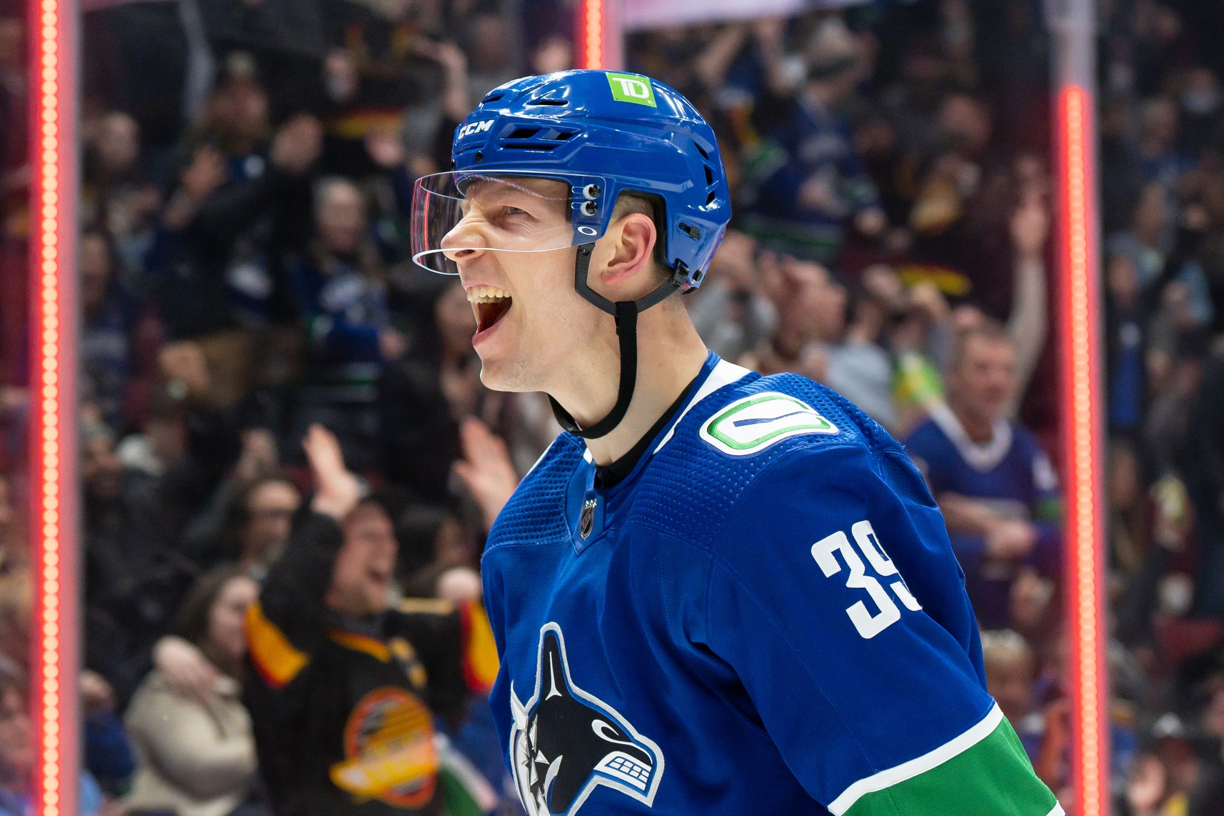 nhl picks Alex Chiasson Vancouver Canucks predictions best bet odds