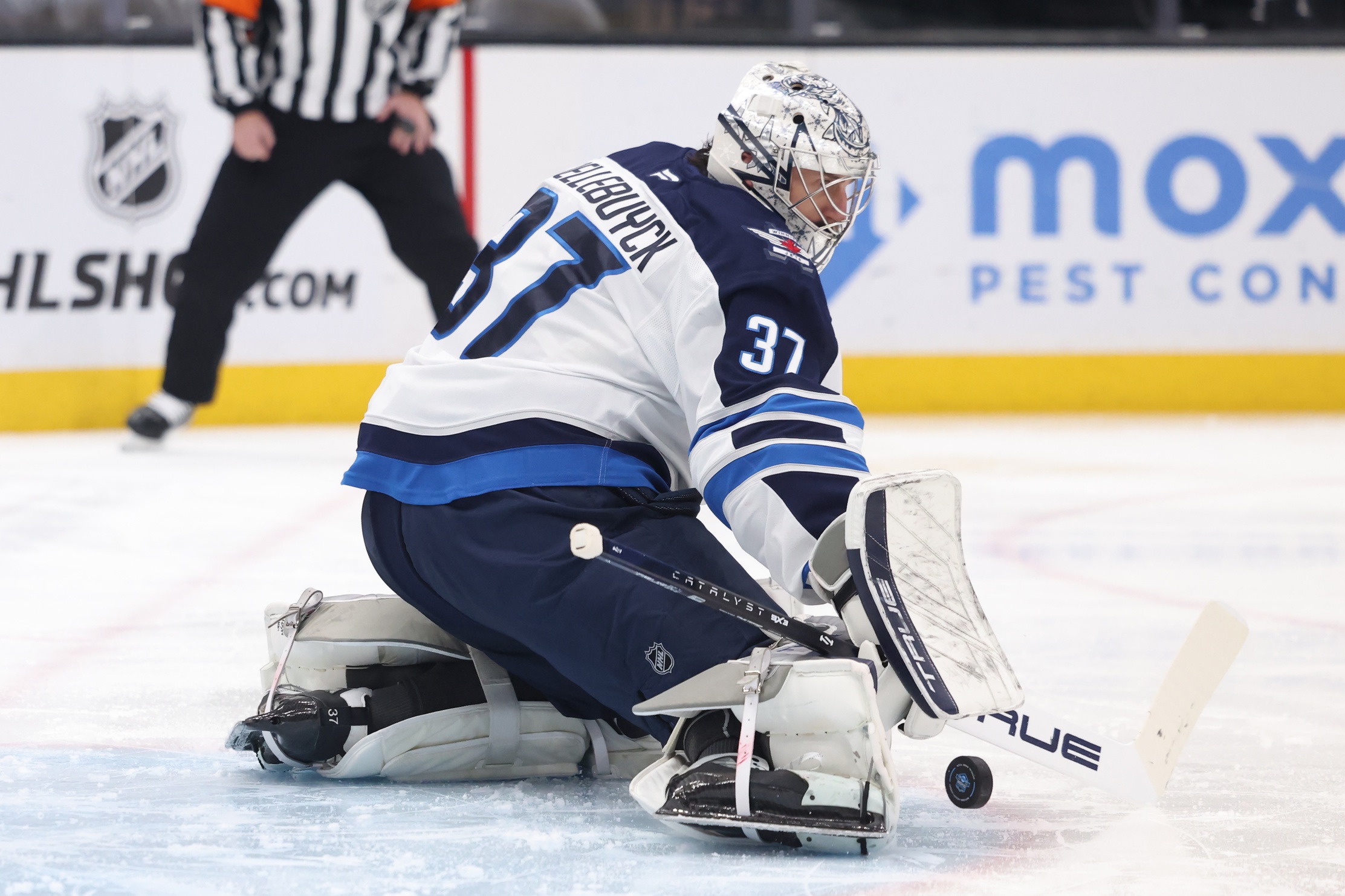 nhl picks Connor Hellebuyck Winnipeg Jets nhl picks