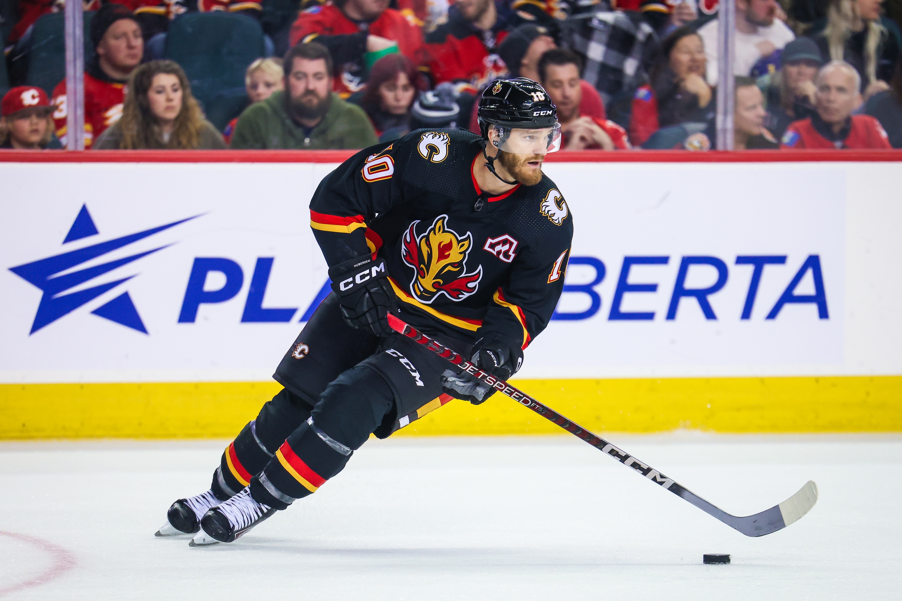 nhl picks Jonathan Huberdeau Calgary Flames predictions best bet odds