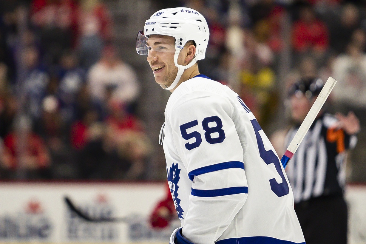 nhl picks Michael Bunting Toronto Maple Leafs predictions best bet odds