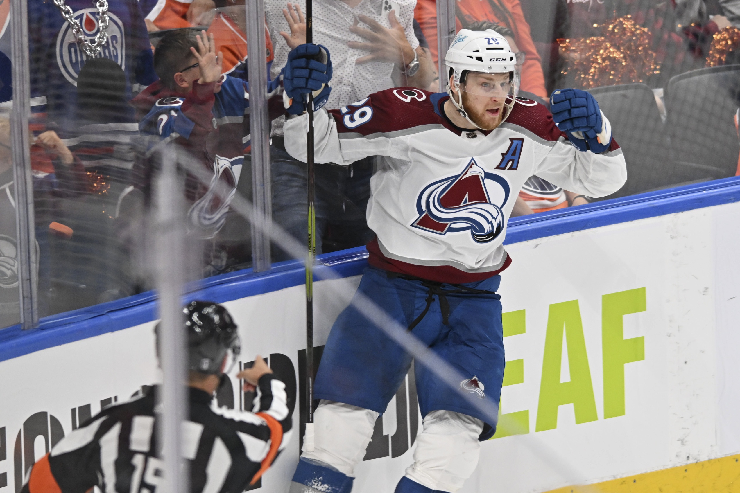 nhl picks Nathan MacKinnon Colorado Avalanche predictions best bet odds