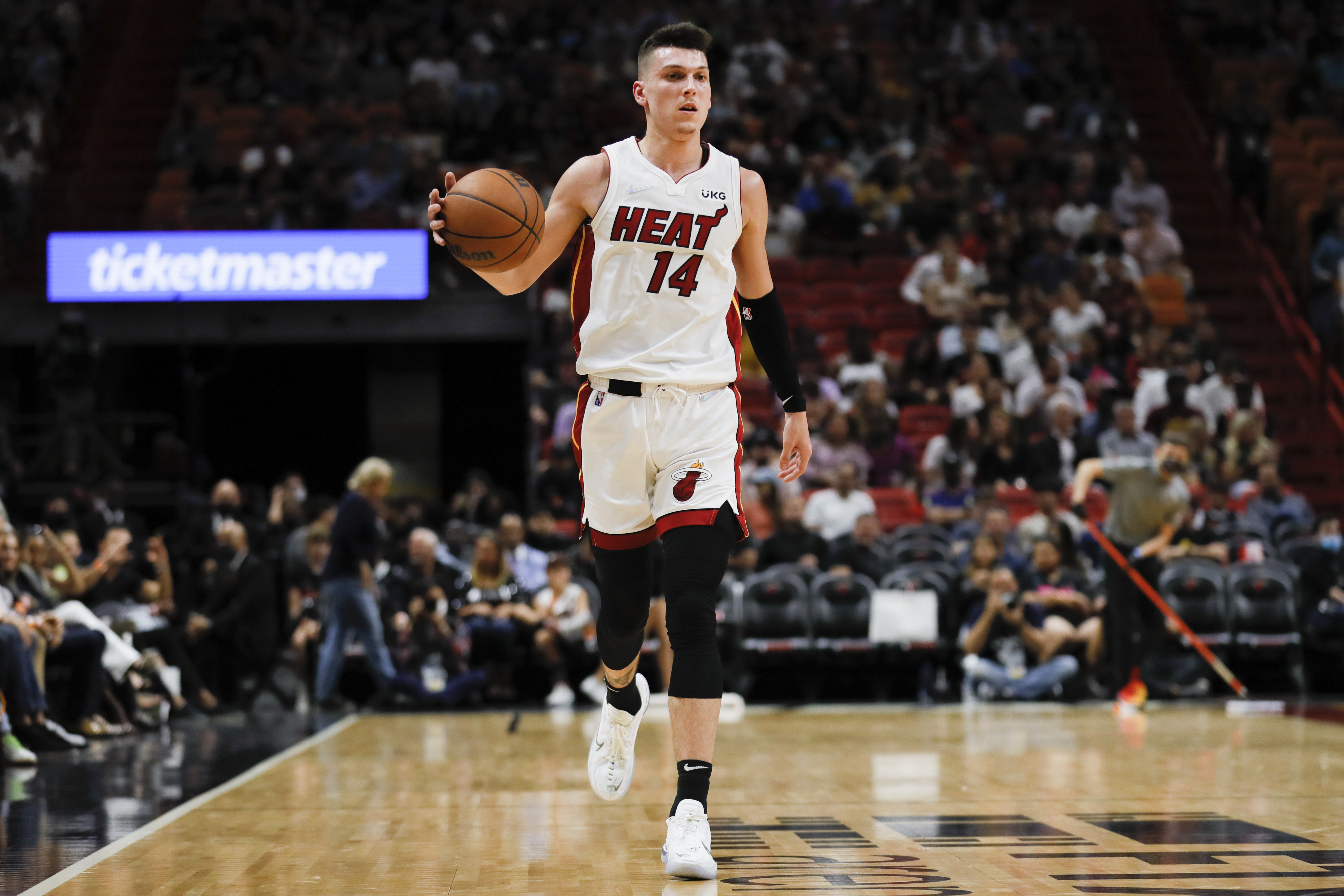 Scott Spreitzer NBA picks predictions betting Tyler Herro Miami Heat