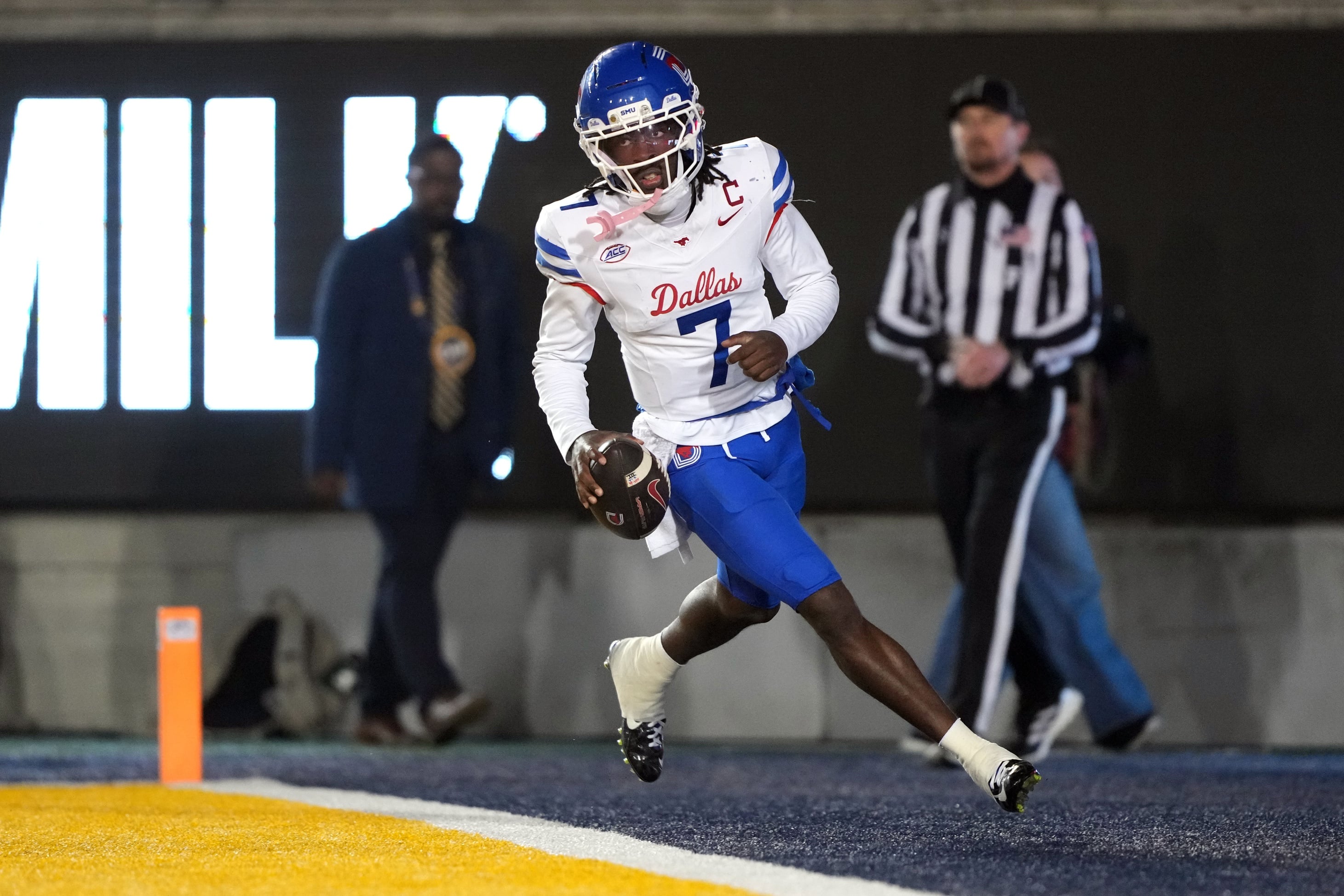 SMU Mustangs football predictions Kevin Jennings