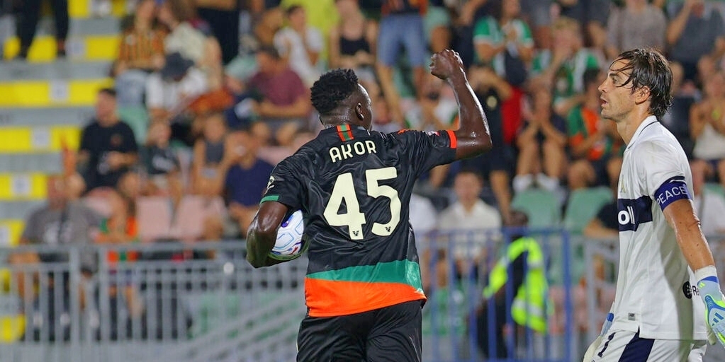 soccer picks Akor Adams Venezia predictions best bet odds