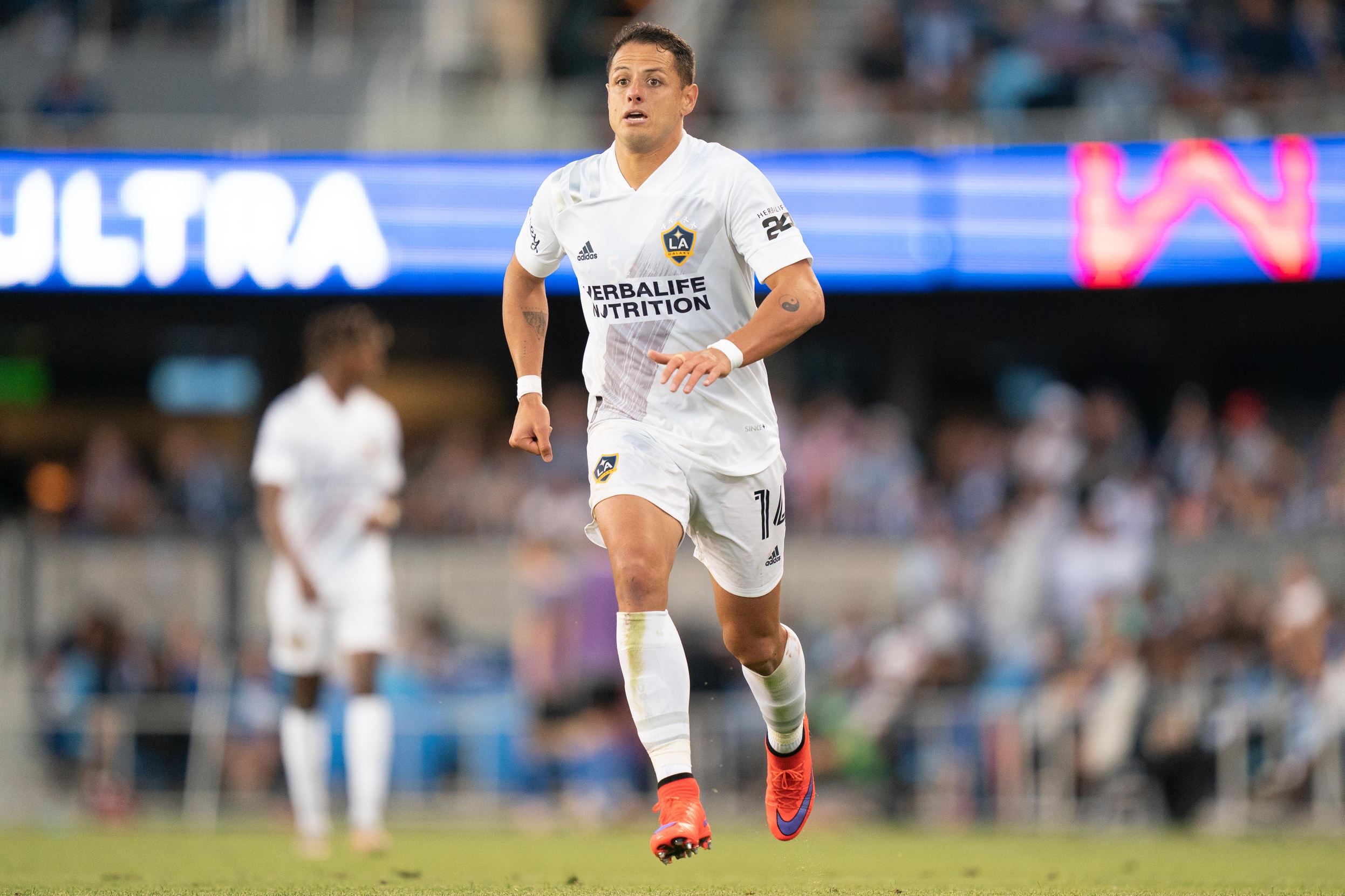 soccer picks Chicharito LA Galaxy predictions best bet odds