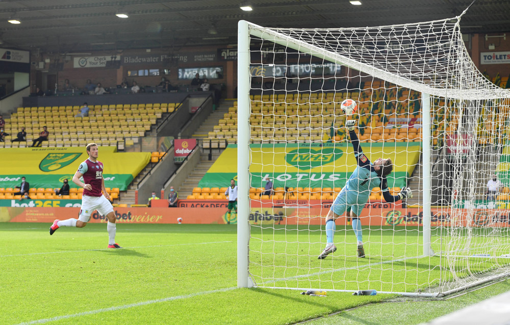 soccer picks Chris Wood Burnley predictions best bet odds