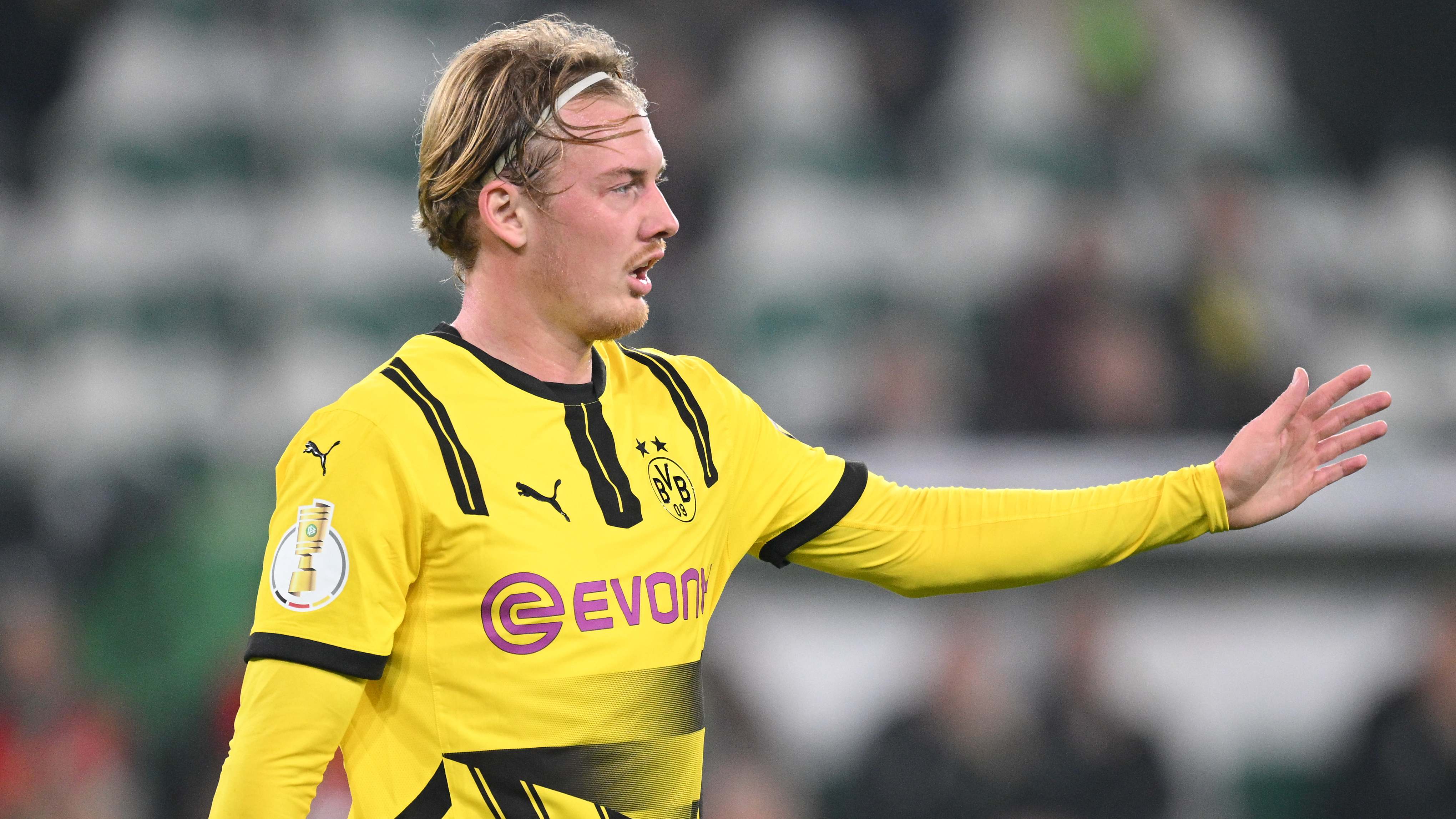soccer picks Julian Brandt Borussia Dortmund predictions best bet odds