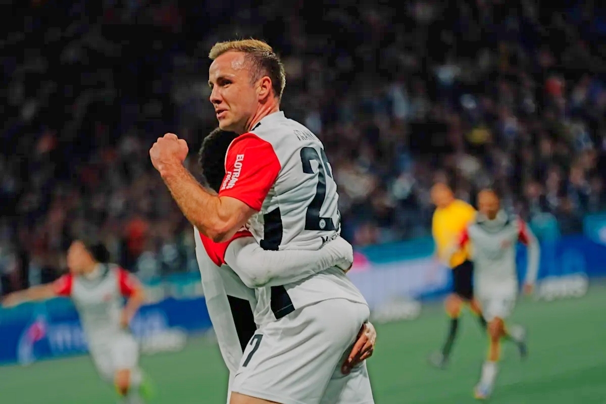 soccer picks Mario Gotze Eintracht Frankfurt predictions best bet odds