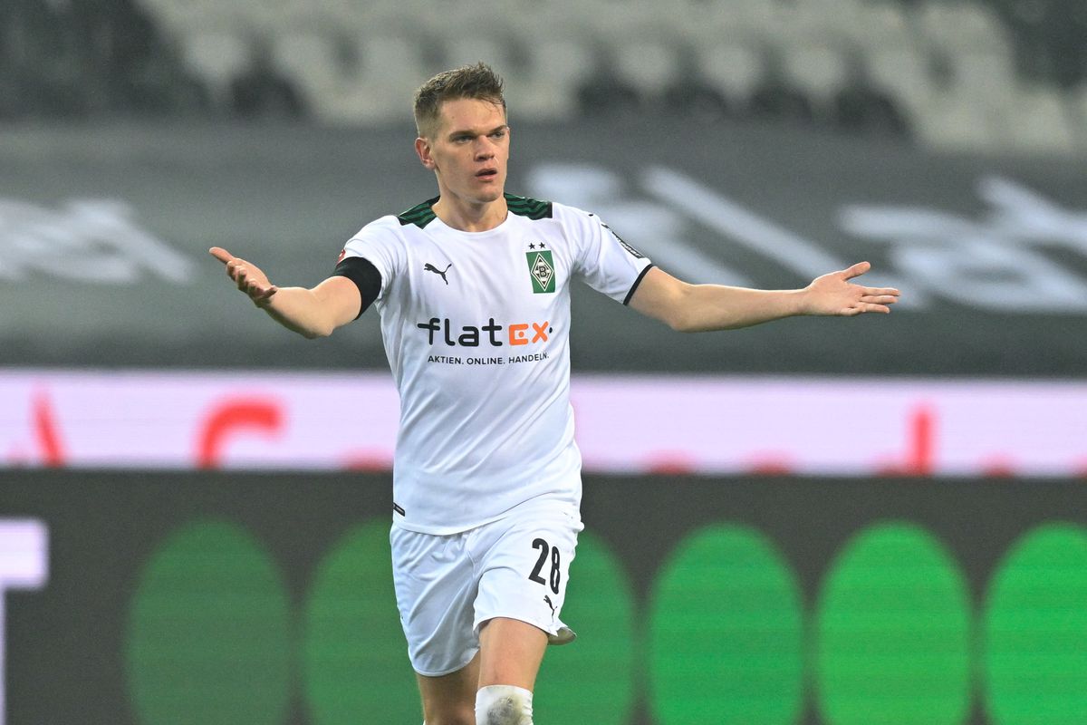 soccer picks Matthias Ginter Monchengladbach predictions best bet odds
