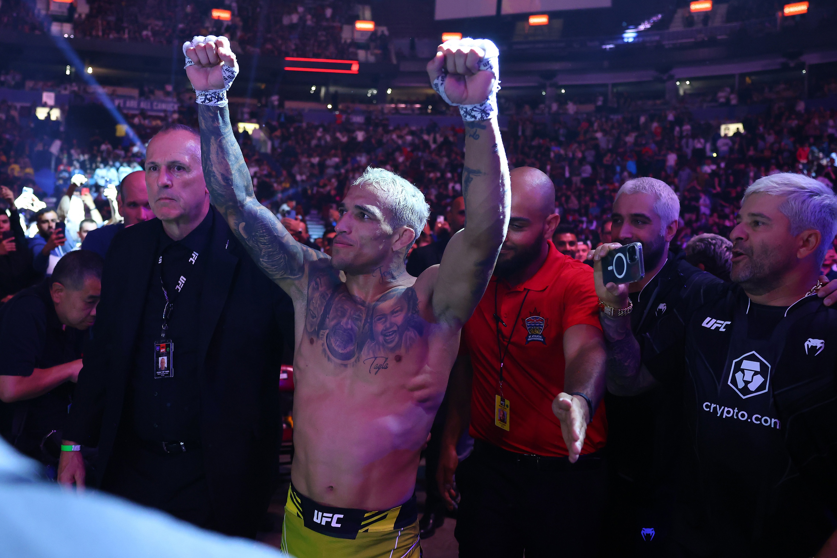 ufc picks Charles Oliveira ufc predictions best bet odds