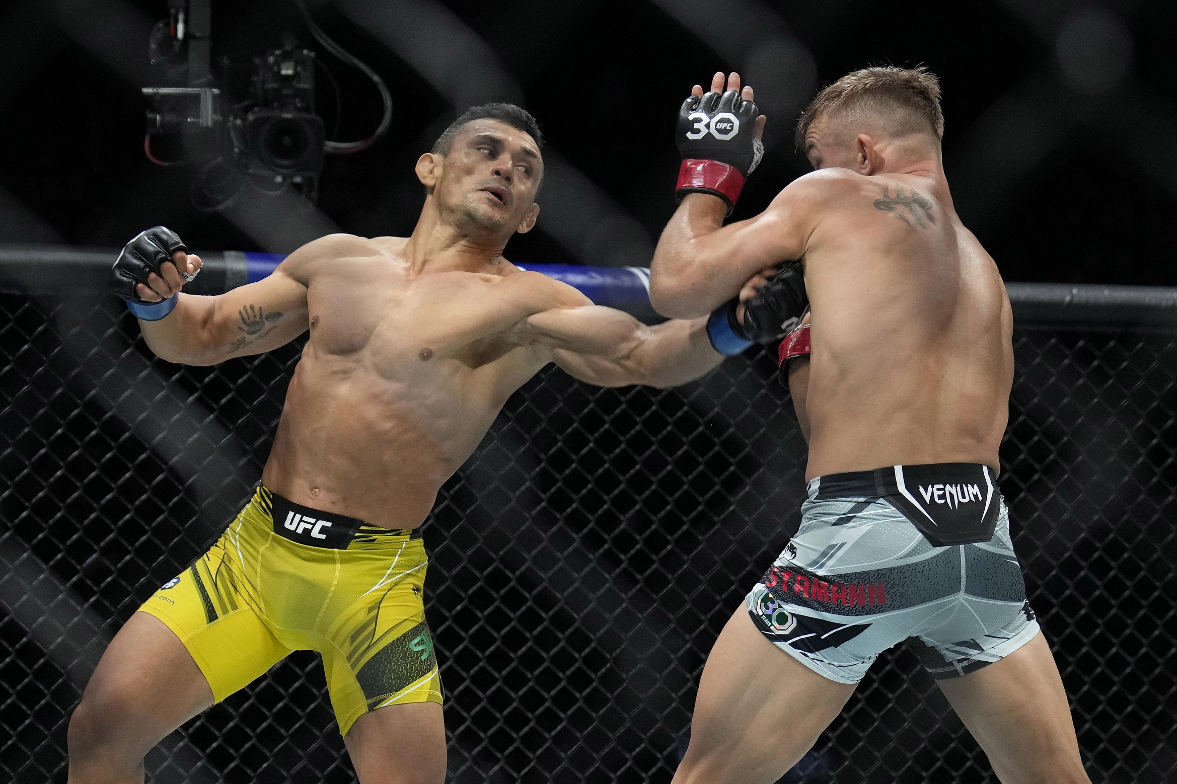 UFC Predictions for Douglas Silva de Andrade
