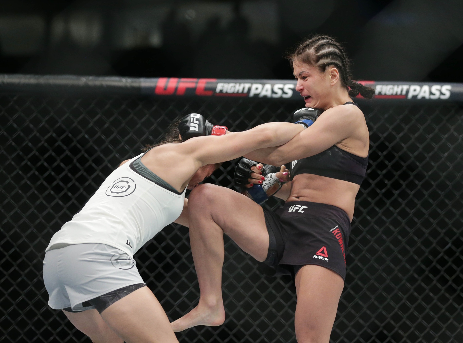 ufc picks Karolina Kowalkiewicz predictions best bet odds