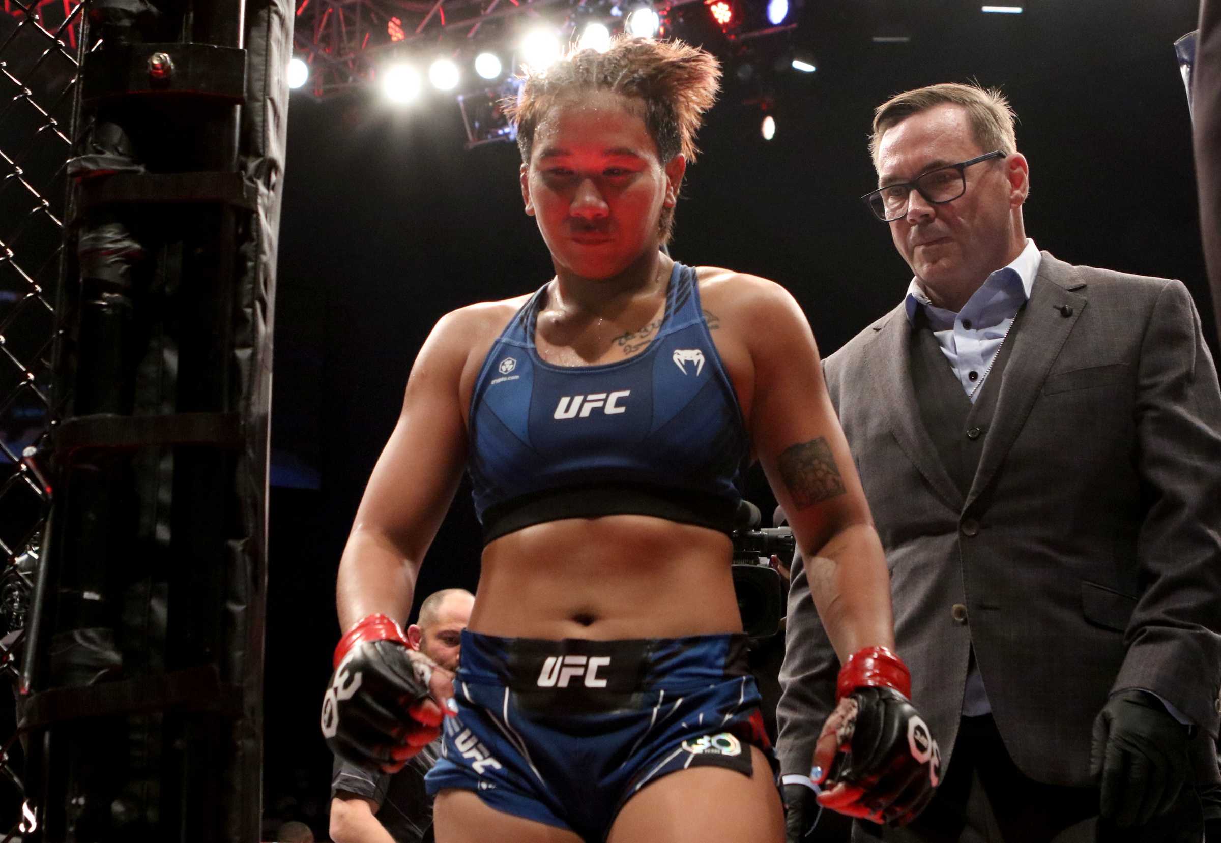 ufc picks Loma Lookboonmee ufc predictions best bet odds