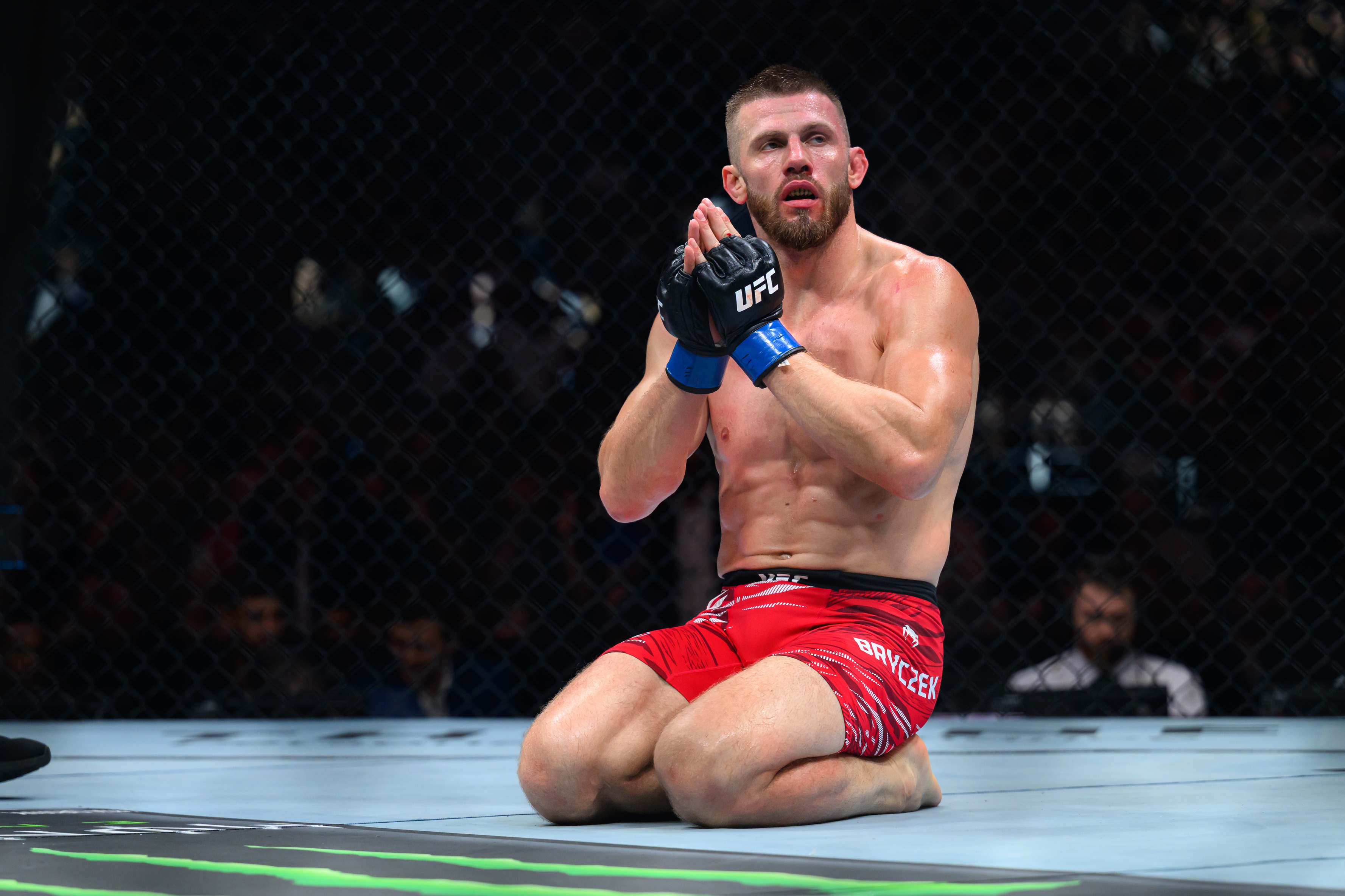 ufc picks Robert Bryczek predictions best bet odds