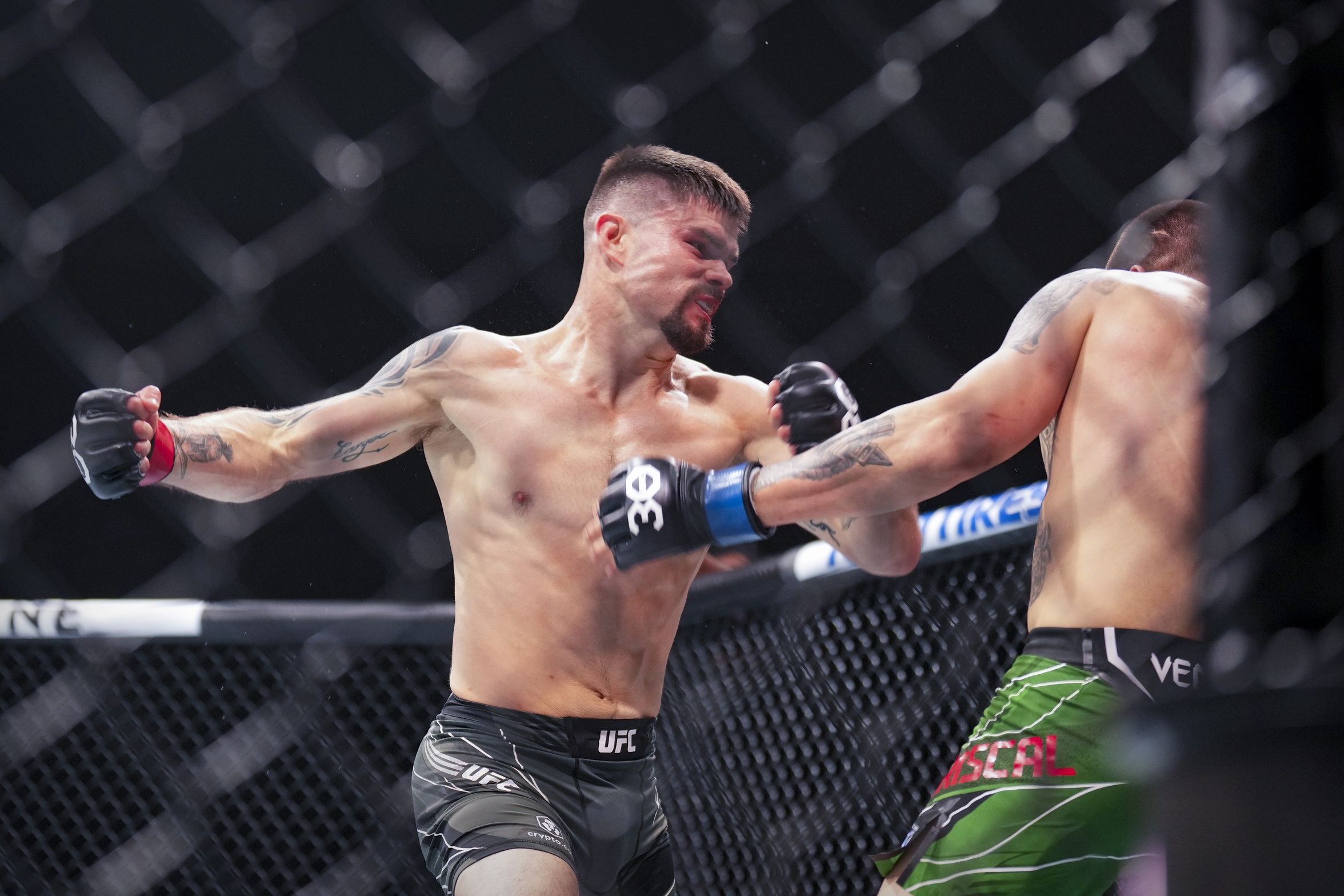 ufc picks Trevor Peek ufc predictions best bet odds