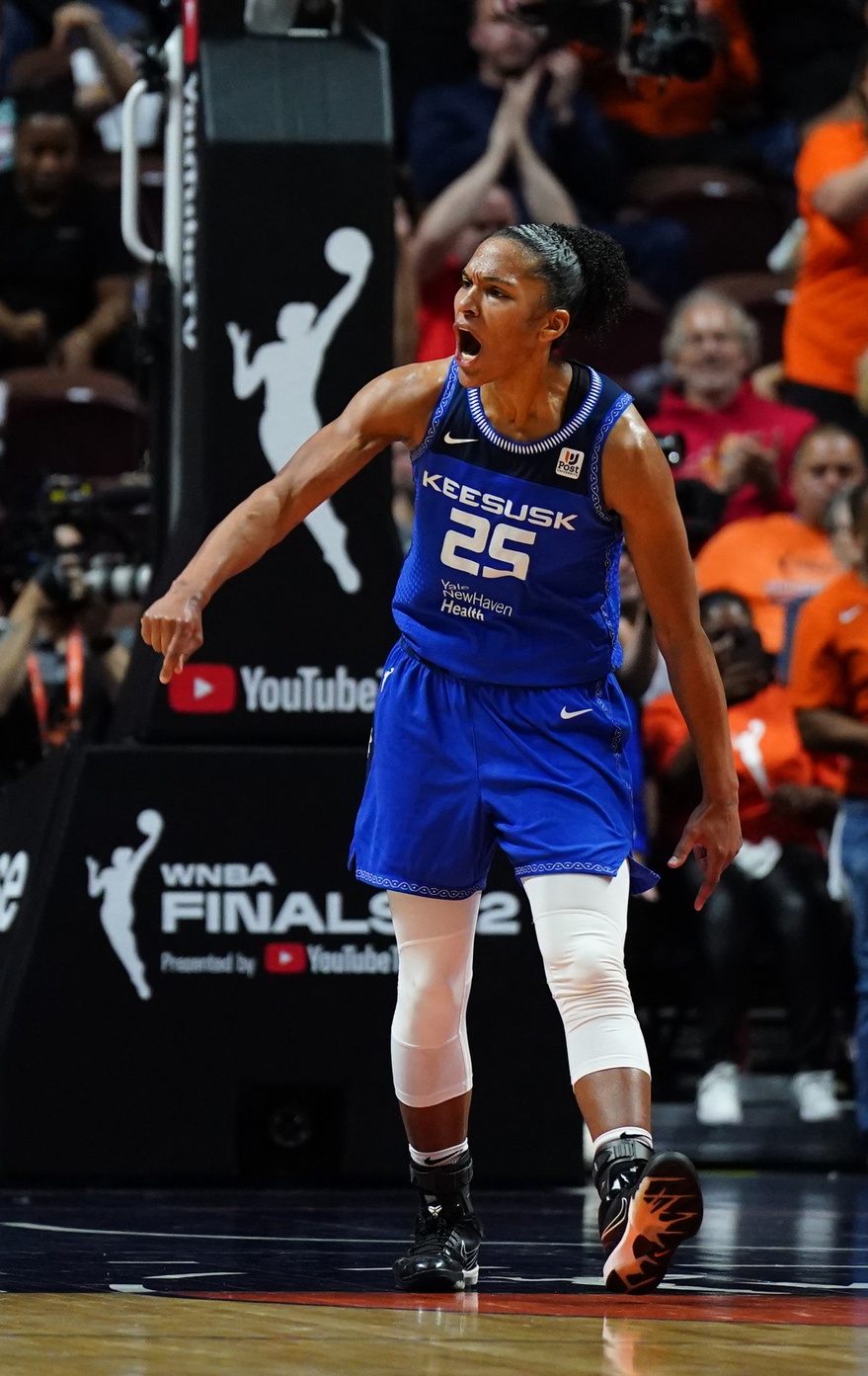 wnba picks Alyssa Thomas Connecticut Sun predictions best bet odds