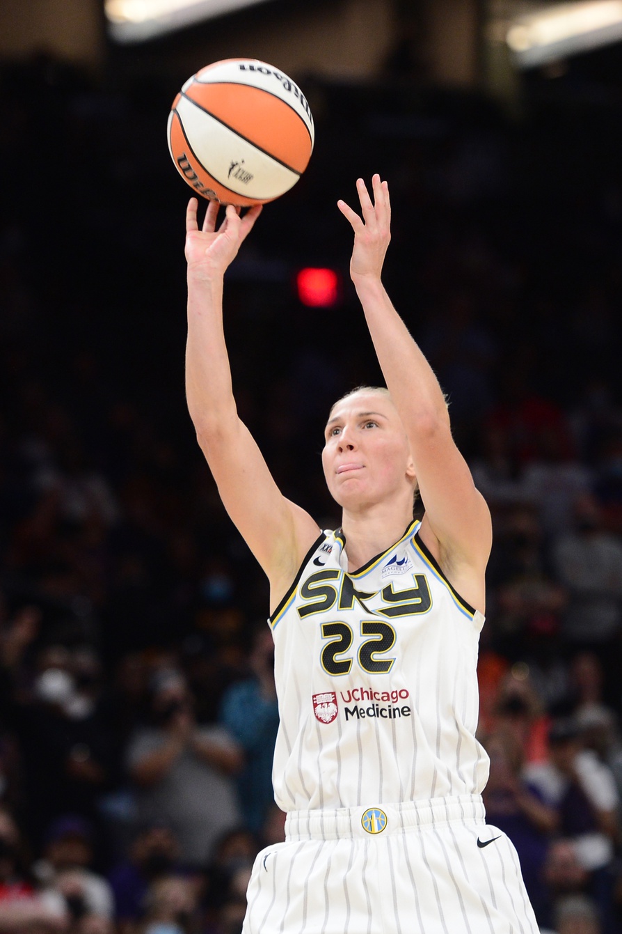 wnba picks Courtney Vandersloot Chicago Sky predictions best bet odds