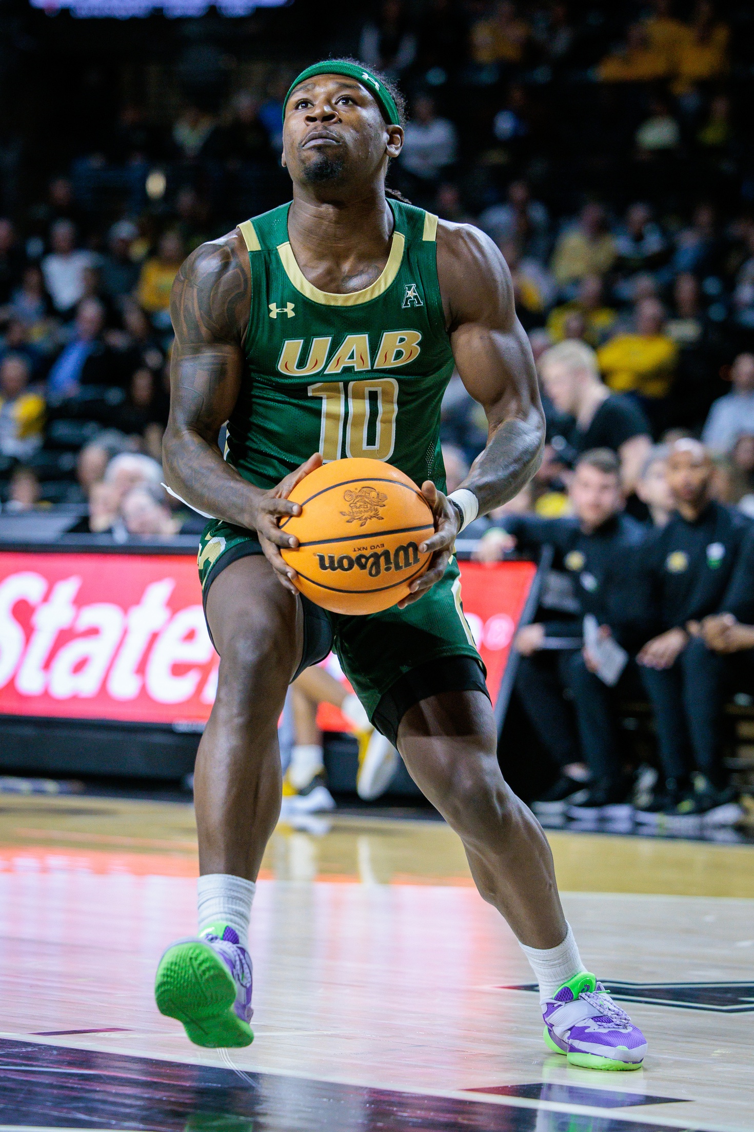 college basketball picks Alejandro Vasquez UAB Blazers predictions best bet odds