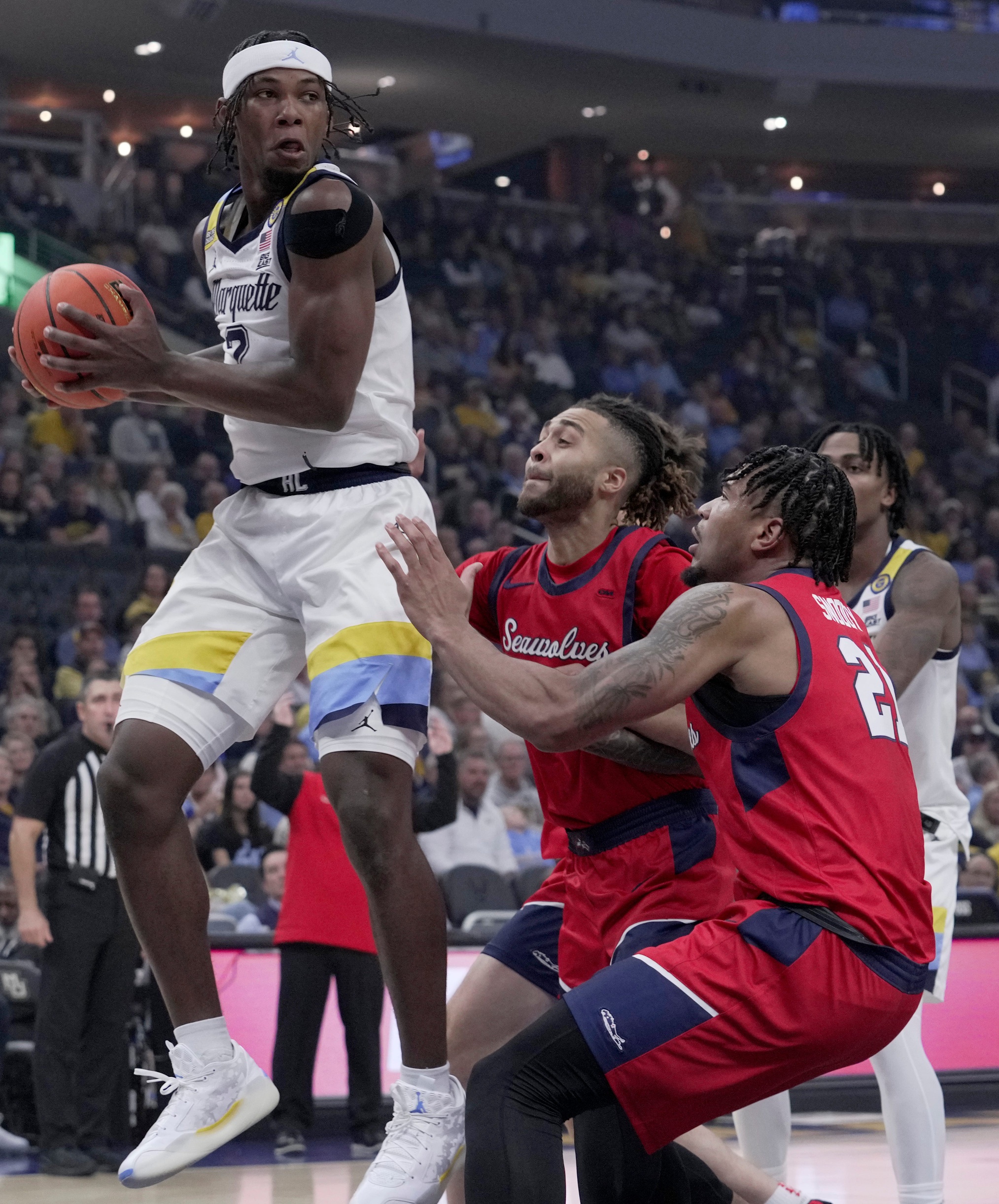College Basketball Predictions, Chase Ross, Marquette Golden Eagles, Bets, Odds