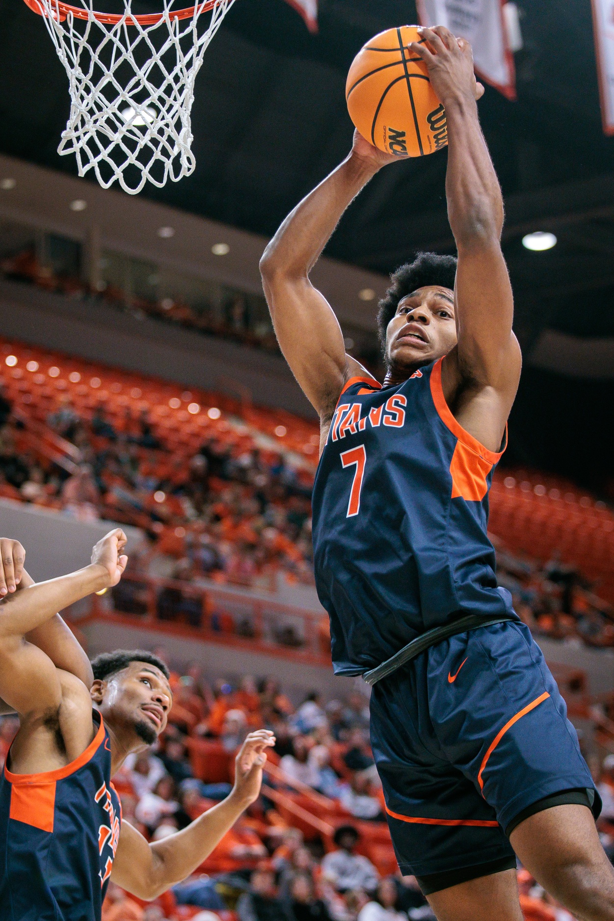 college basketball picks Christian Williams CSU Fullerton Titans predictions best bet odds