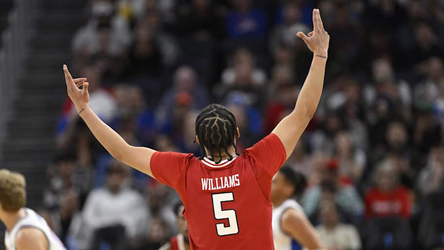 College Basketball Predictions with Darrion Williams of NC State Wolfpack
