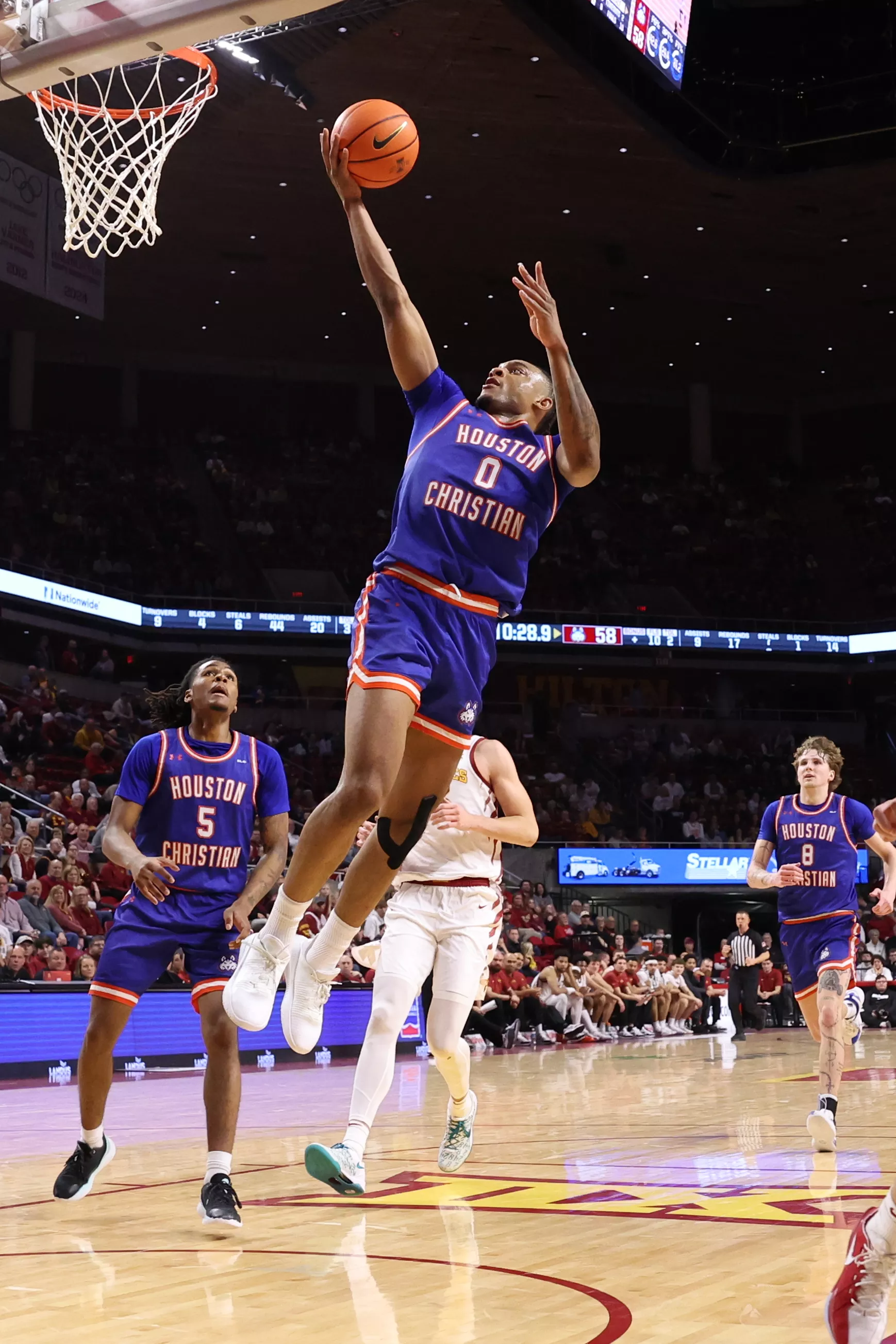 College Basketball Betting Predictions for Demari Williams of Houston Christian Huskies