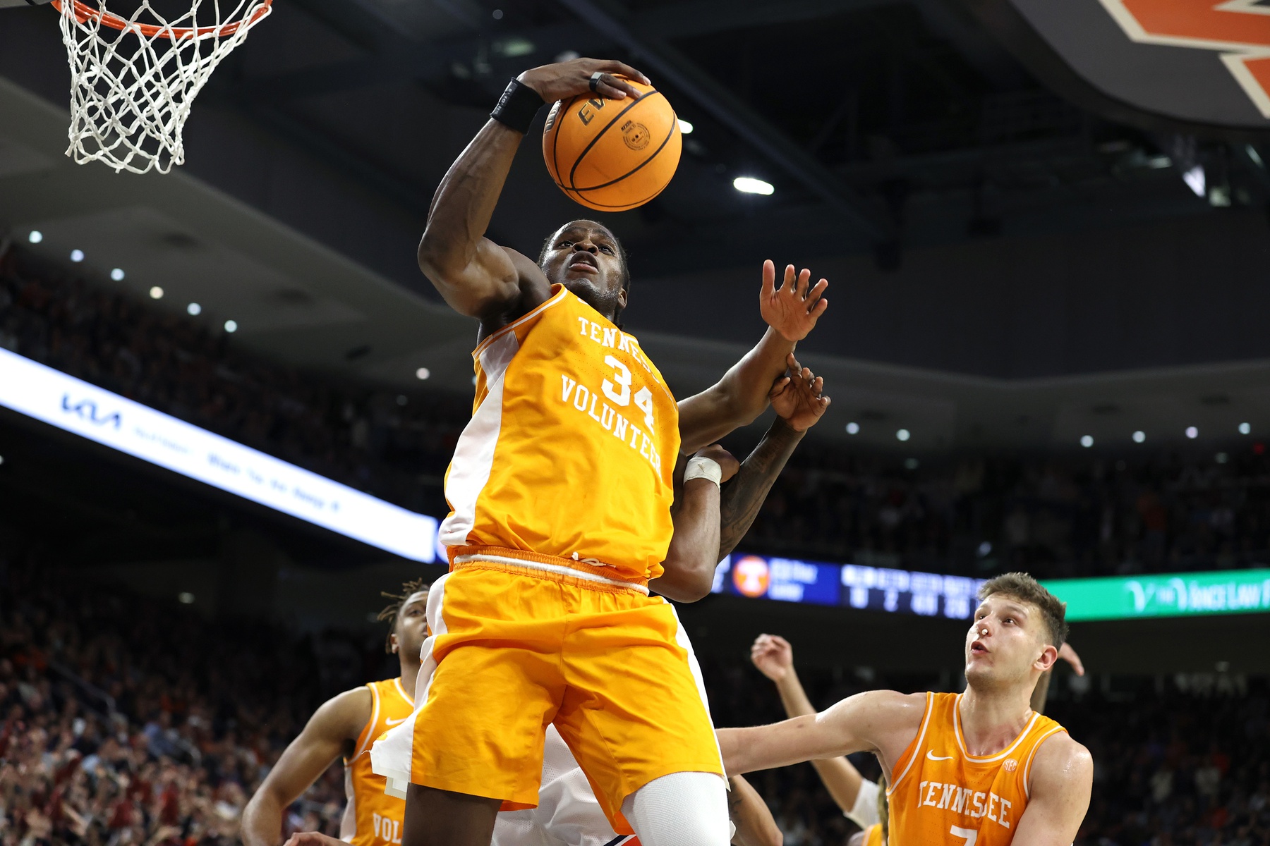 college basketball picks Felix Okpara Tennessee Volunteers predictions best bet odds