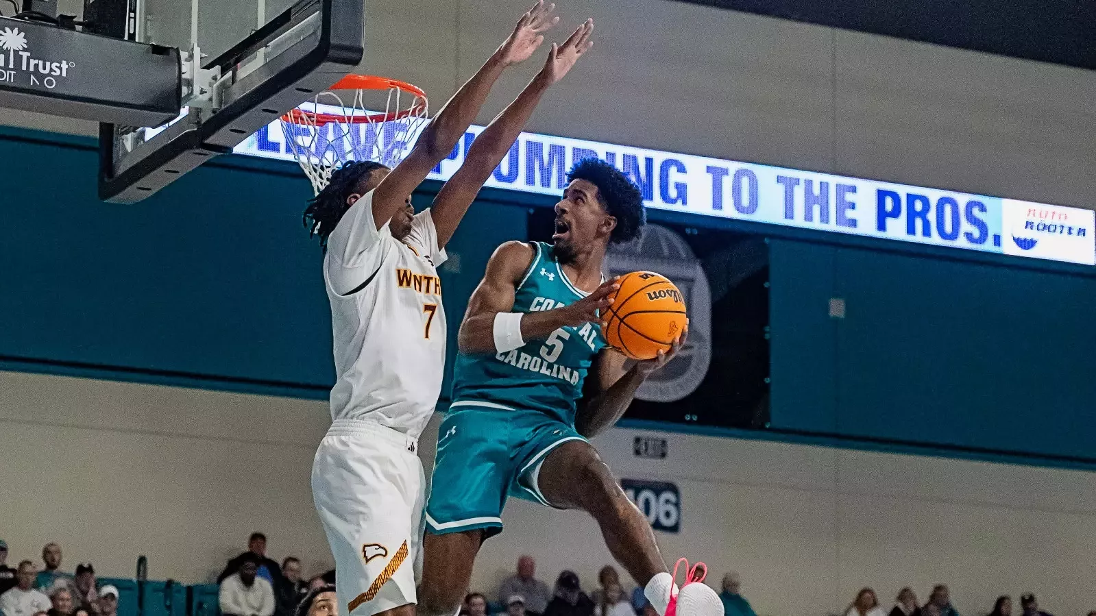 college basketball picks Joshua Beadle Coastal Carolina Chanticleers predictions best bet odds