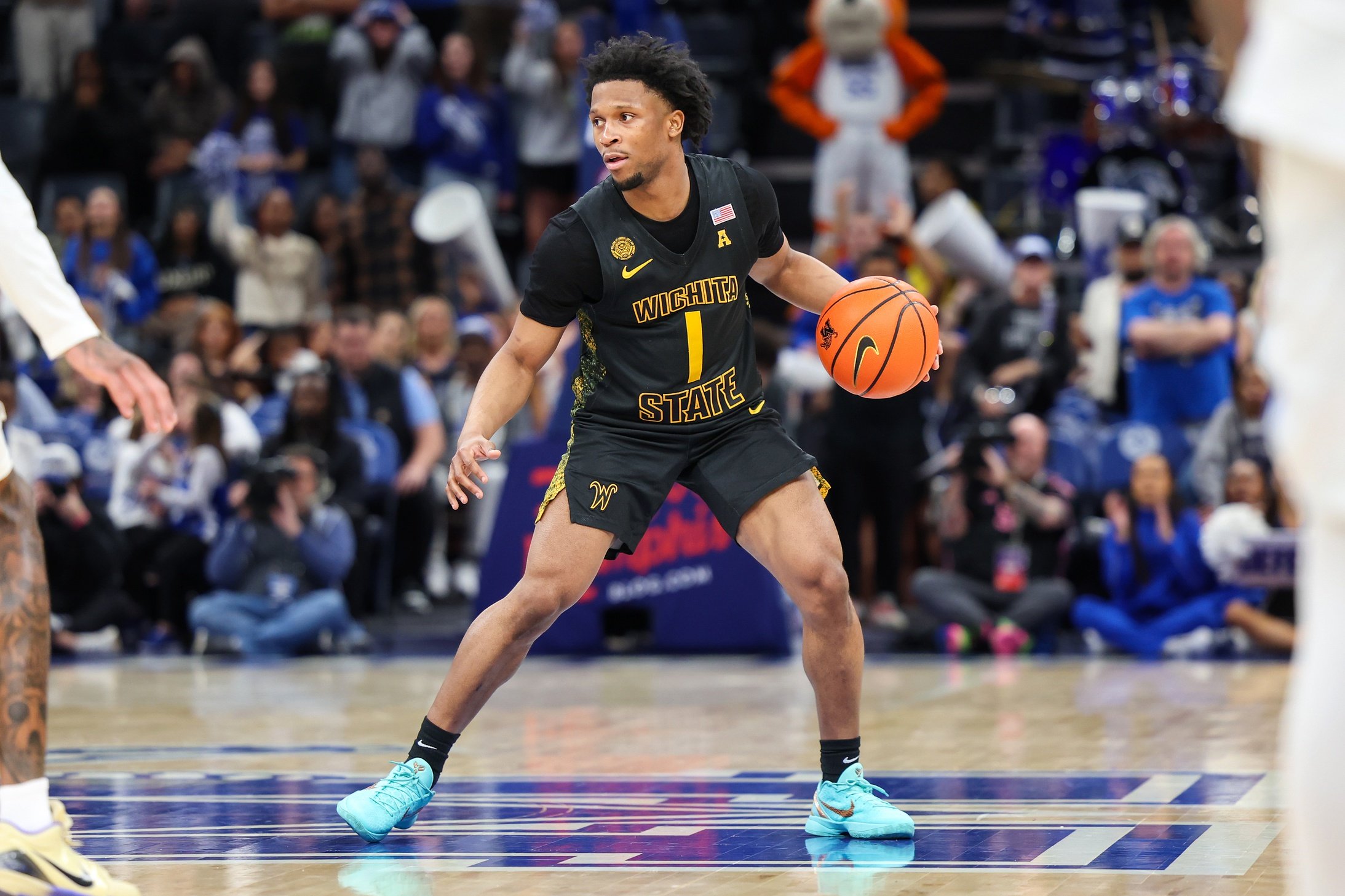 college basketball picks Kenyon Giles Wichita State Shockers predictions best bet odds