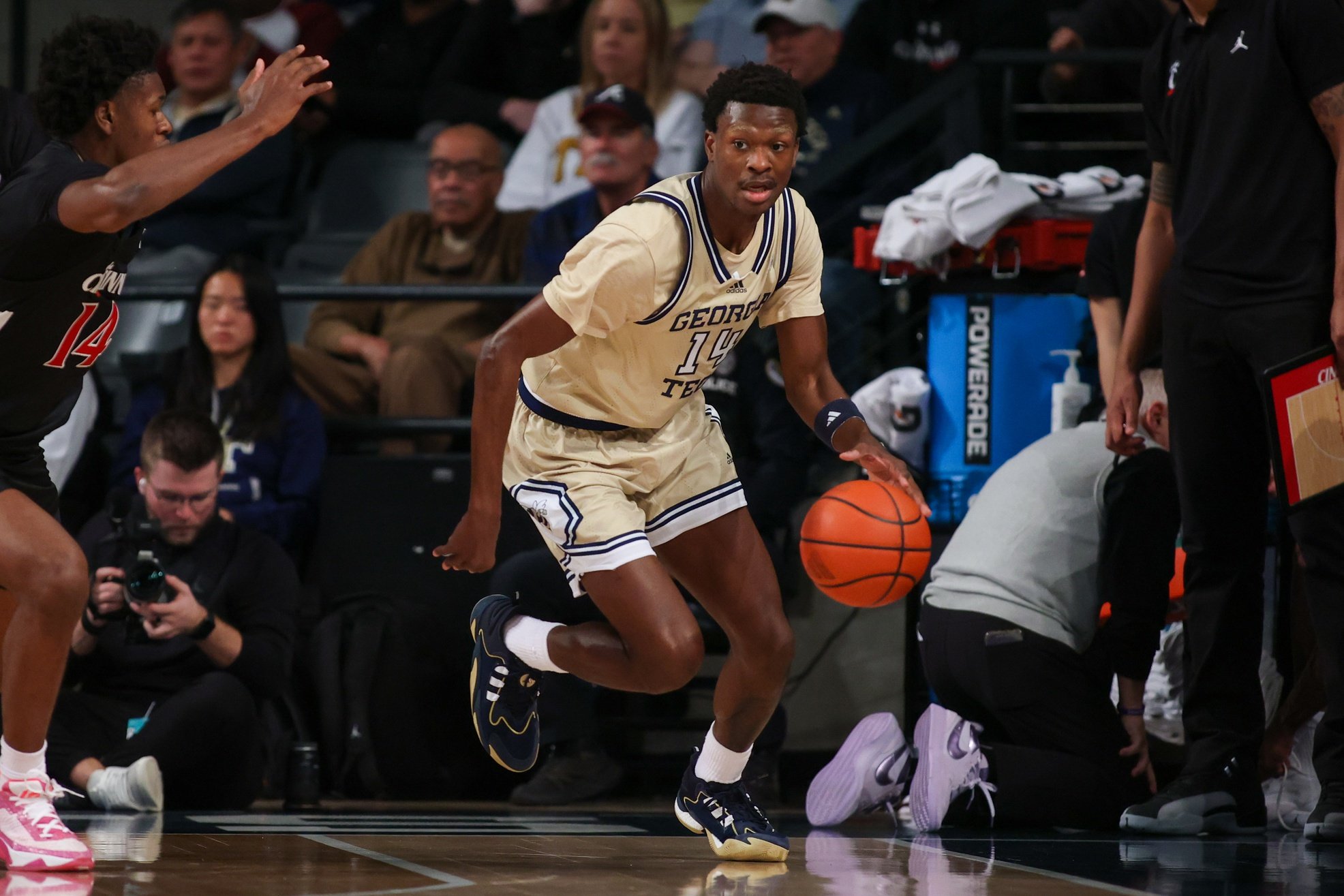 college basketball picks Kowacie Reeves Georgia Tech Yellow Jackets predictions best bet odds